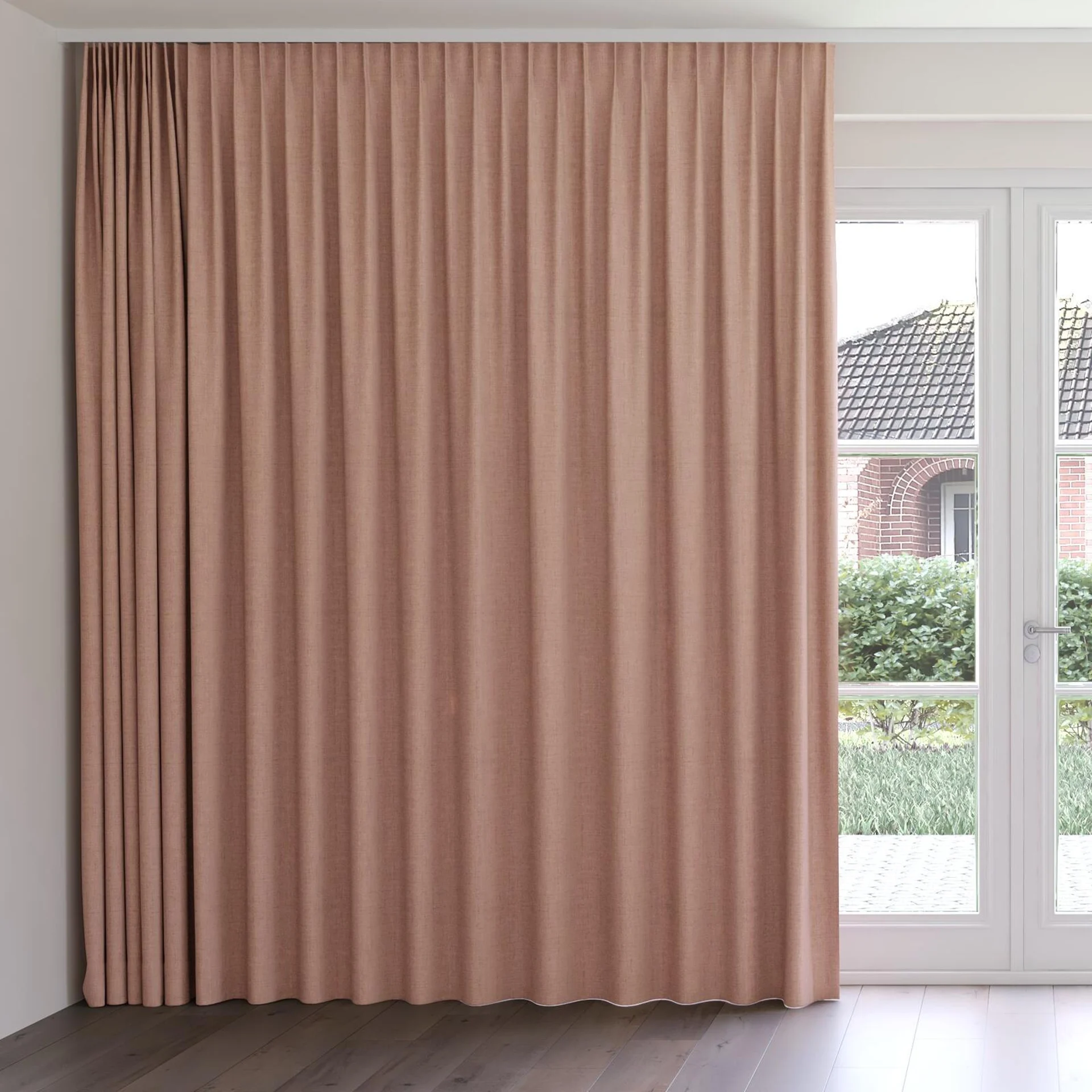 Front view of Iconic Bonbon, on curtain rail