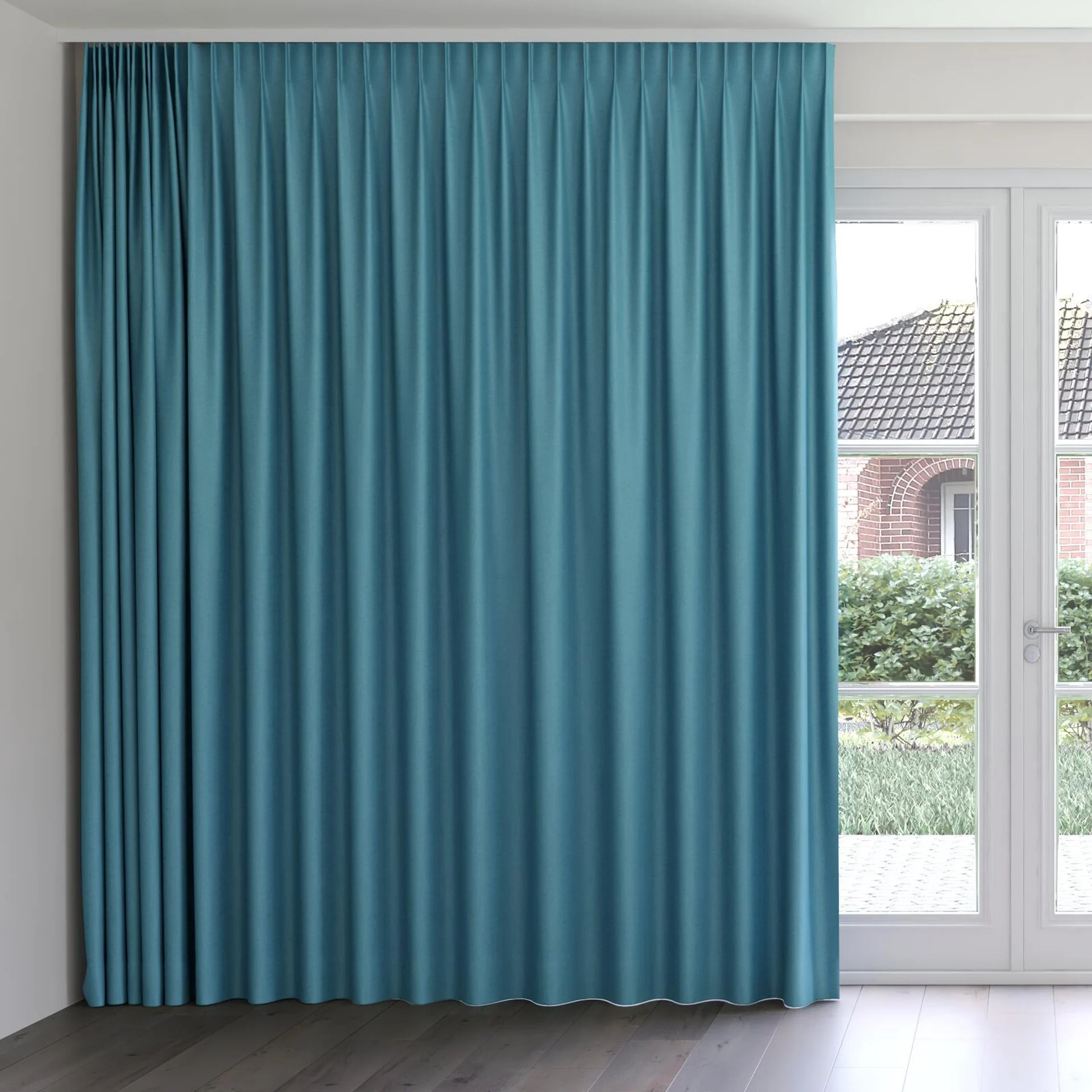 Front view of Grove Spa, on curtain rail