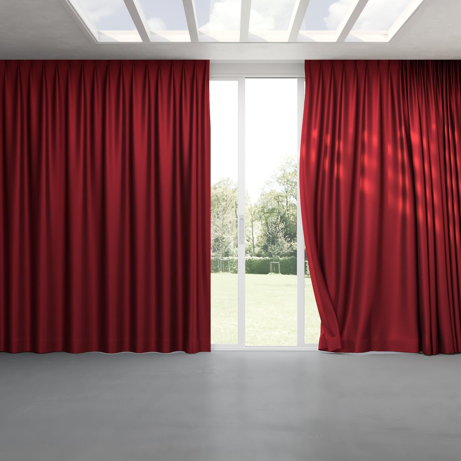Full view of North Face Cabernet, pinch pleat