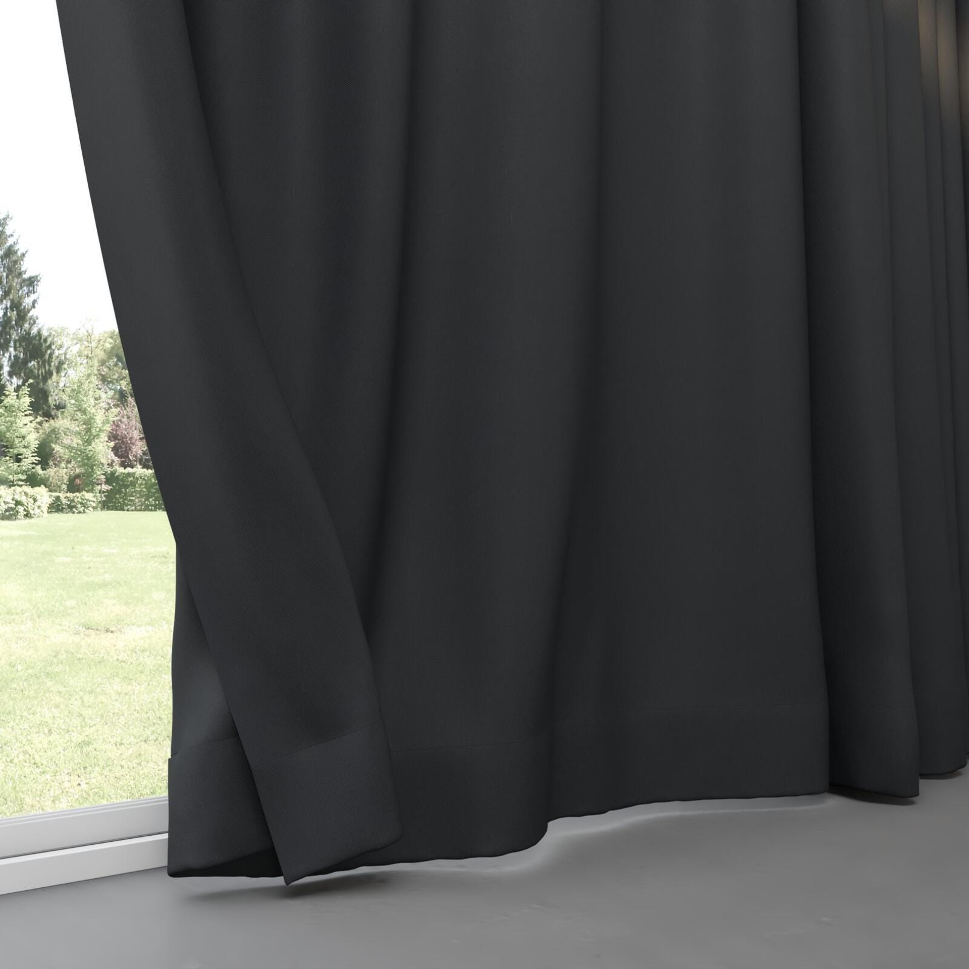 Bottom view of Dream Weaver 300 Steel, pinch pleat
