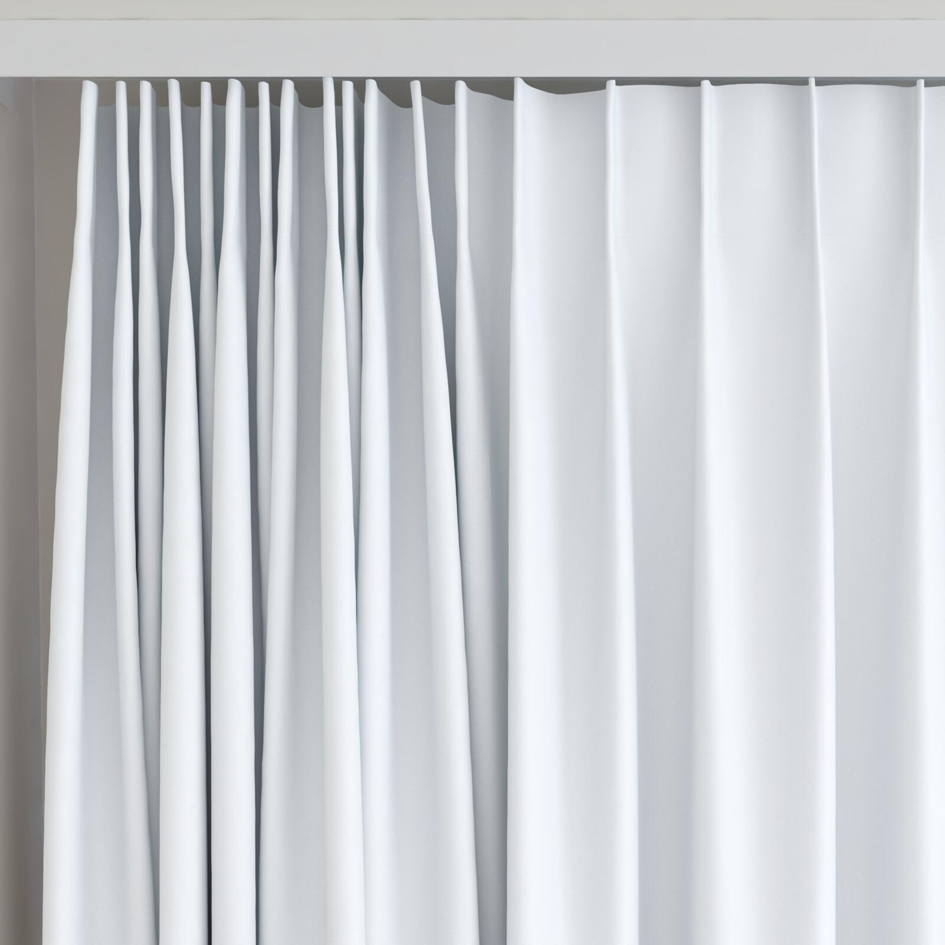 Top view of Blockbuster Snow, on curtain rail