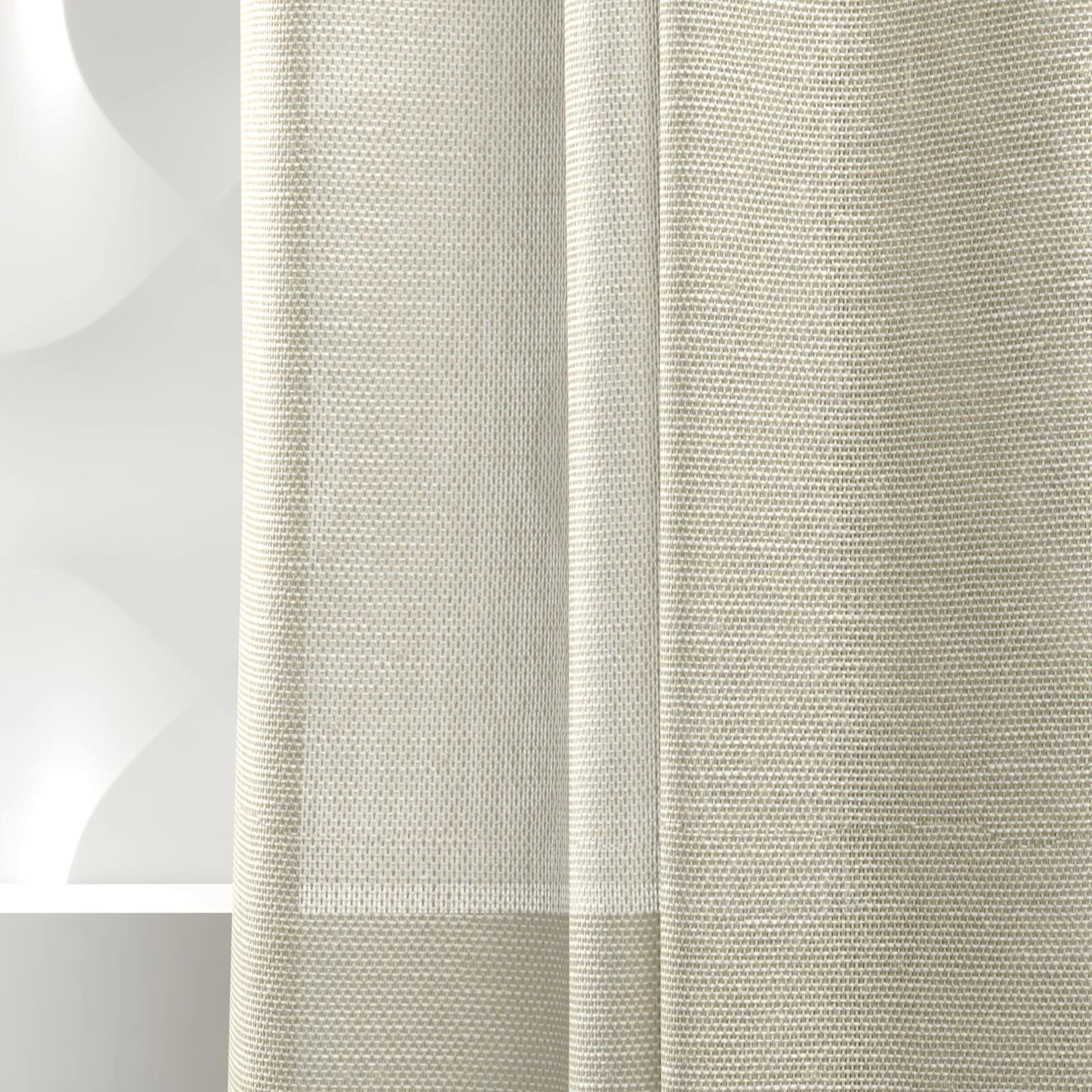 Detailed view of Alcova Linen