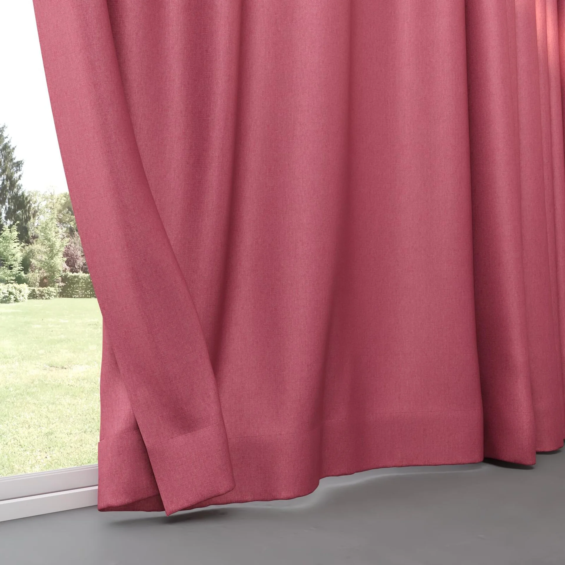 Bottom view of Matrix Sorbet, pinch pleat