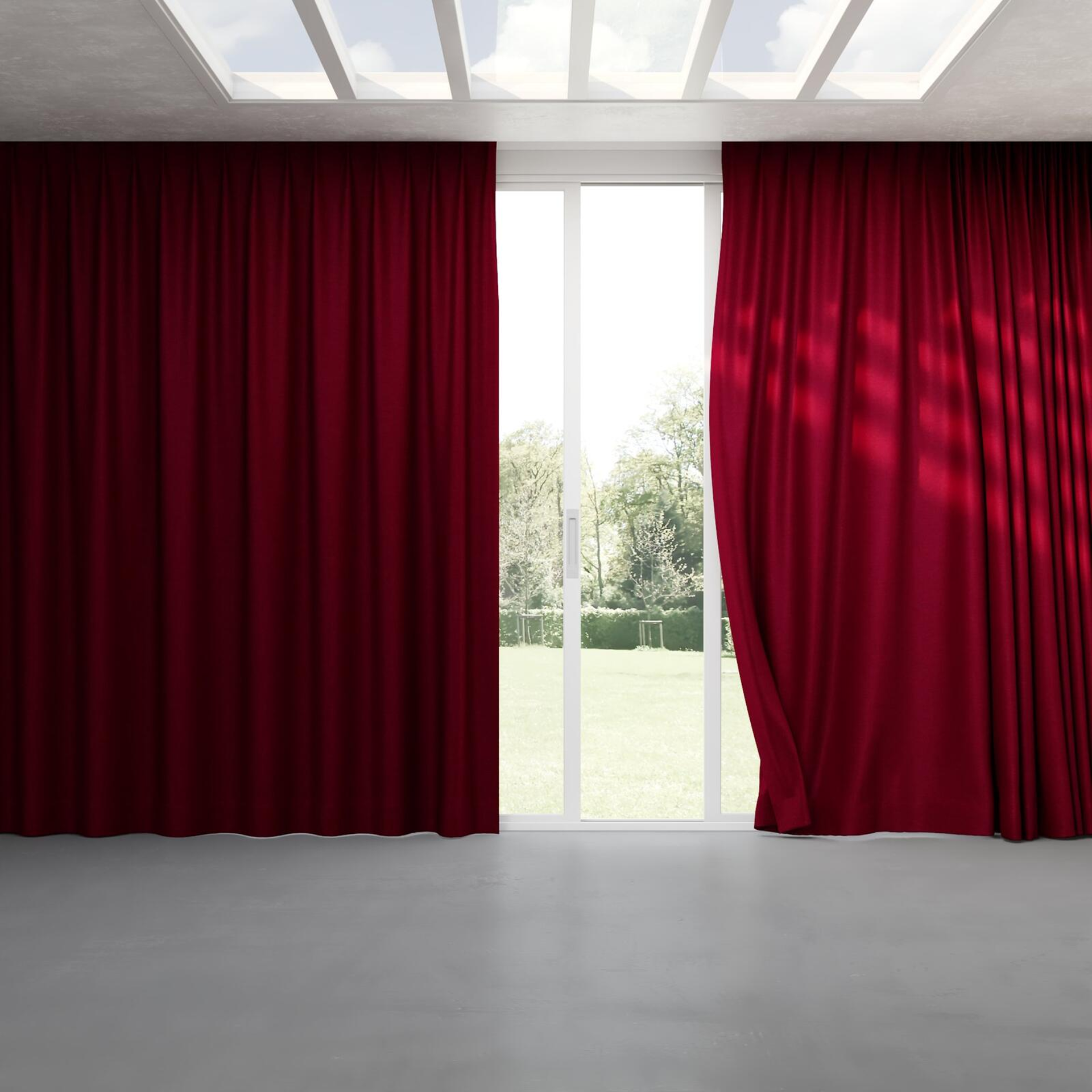 Full view of Drama Peony, pinch pleat