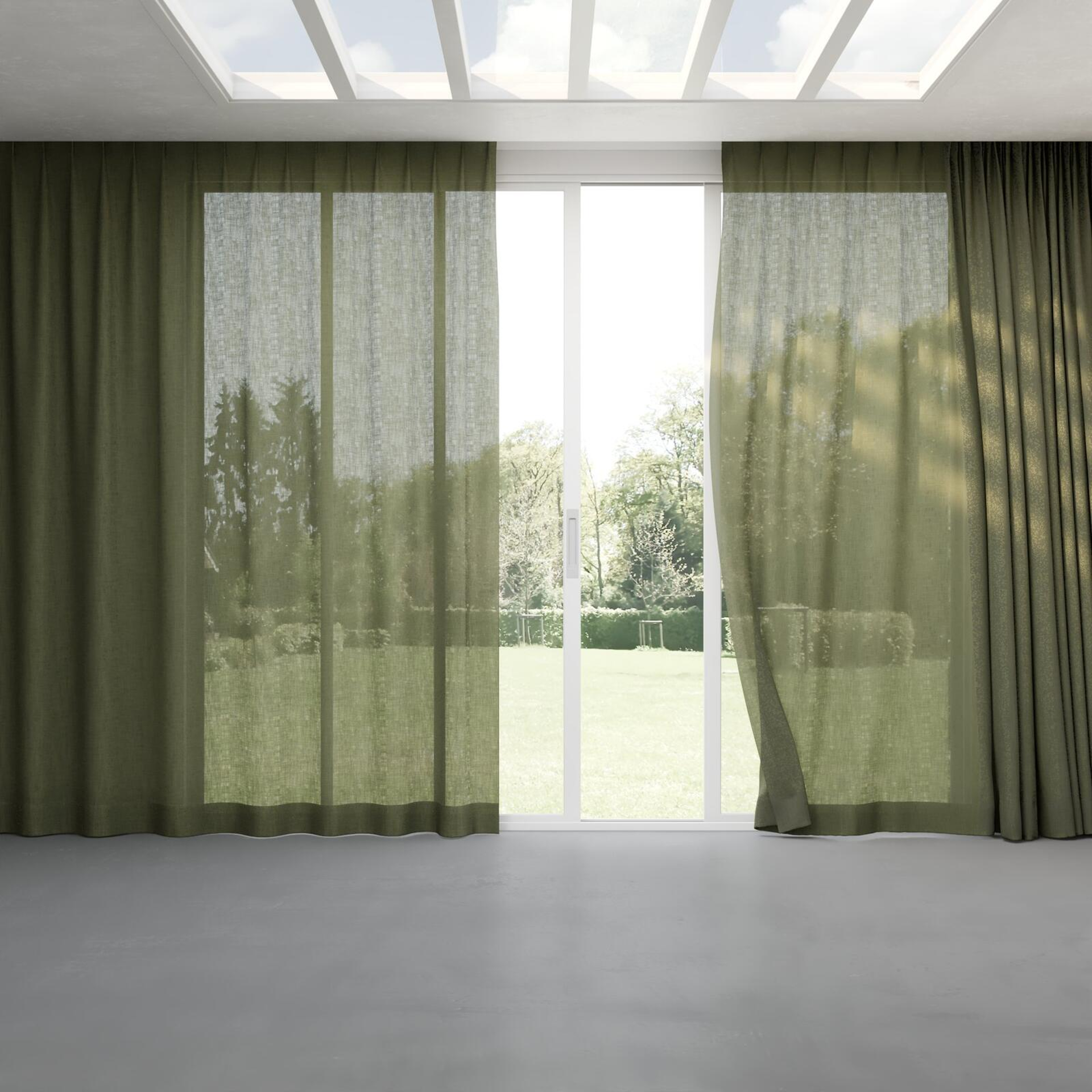 Full view of Motion Jungle, pinch pleat