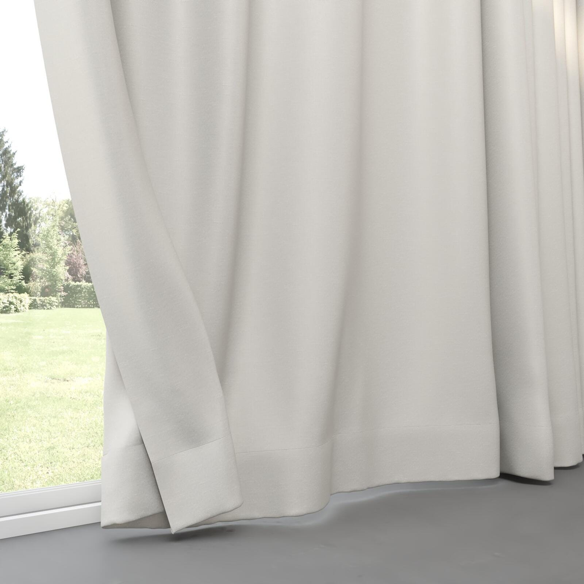 Bottom view of Atelier Ecru, pinch pleat