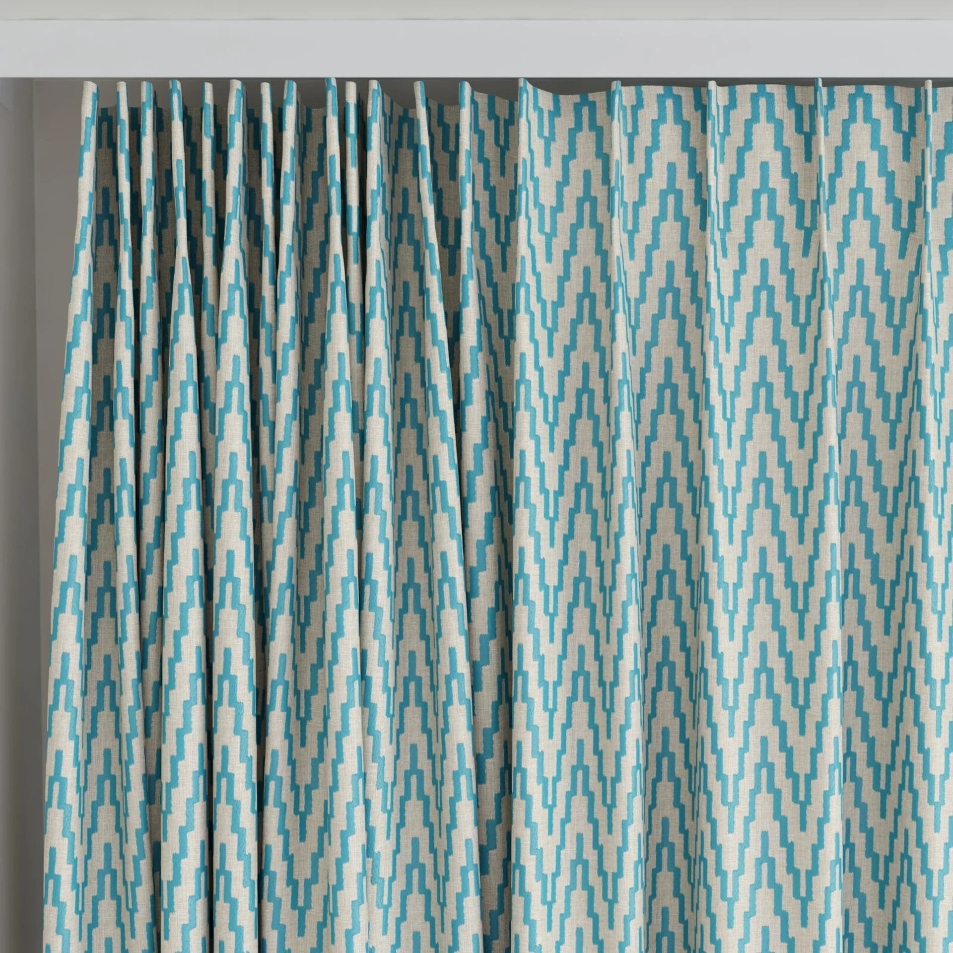 Top view of Running Reef, on curtain rail
