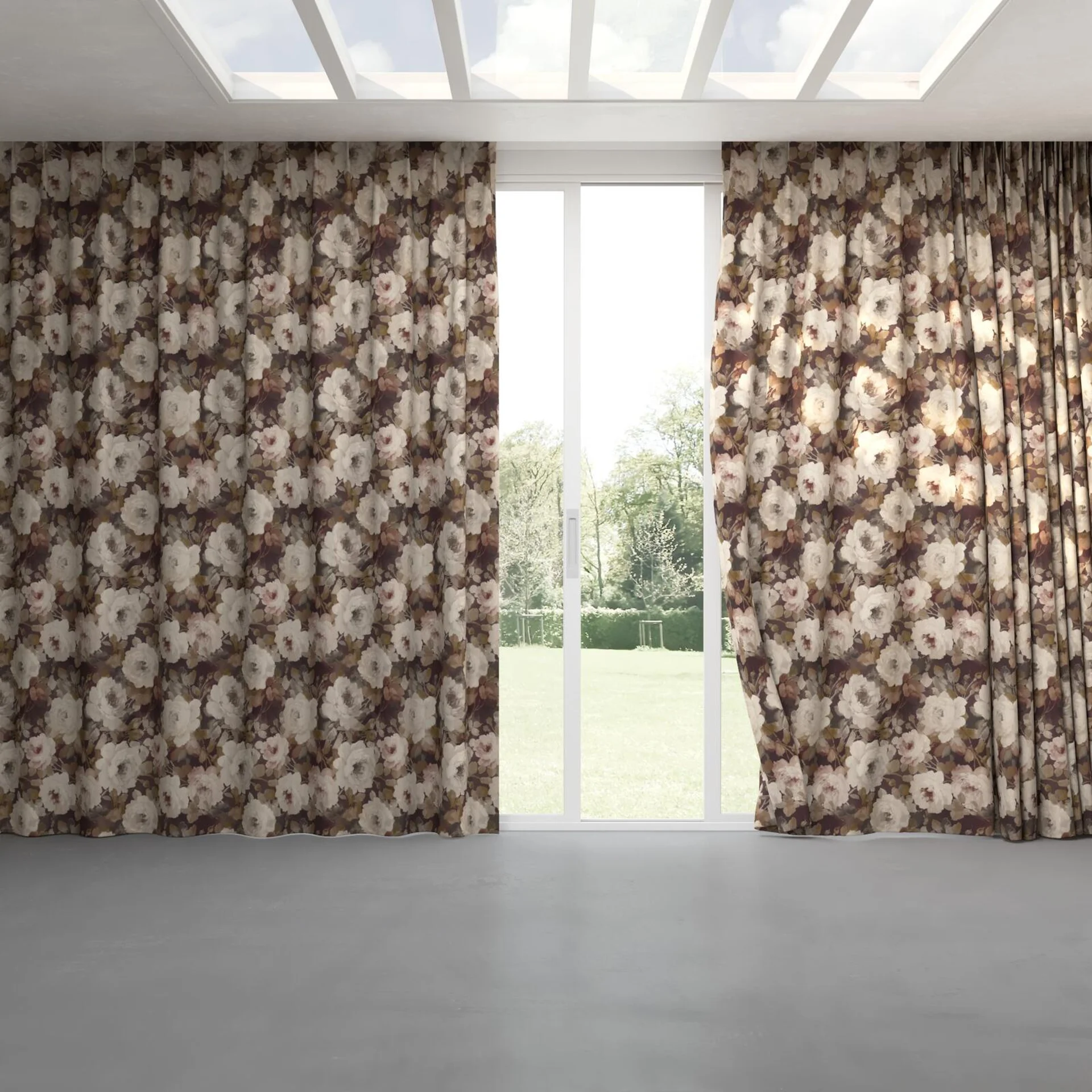 Full view of Victoria Imperial, pinch pleat