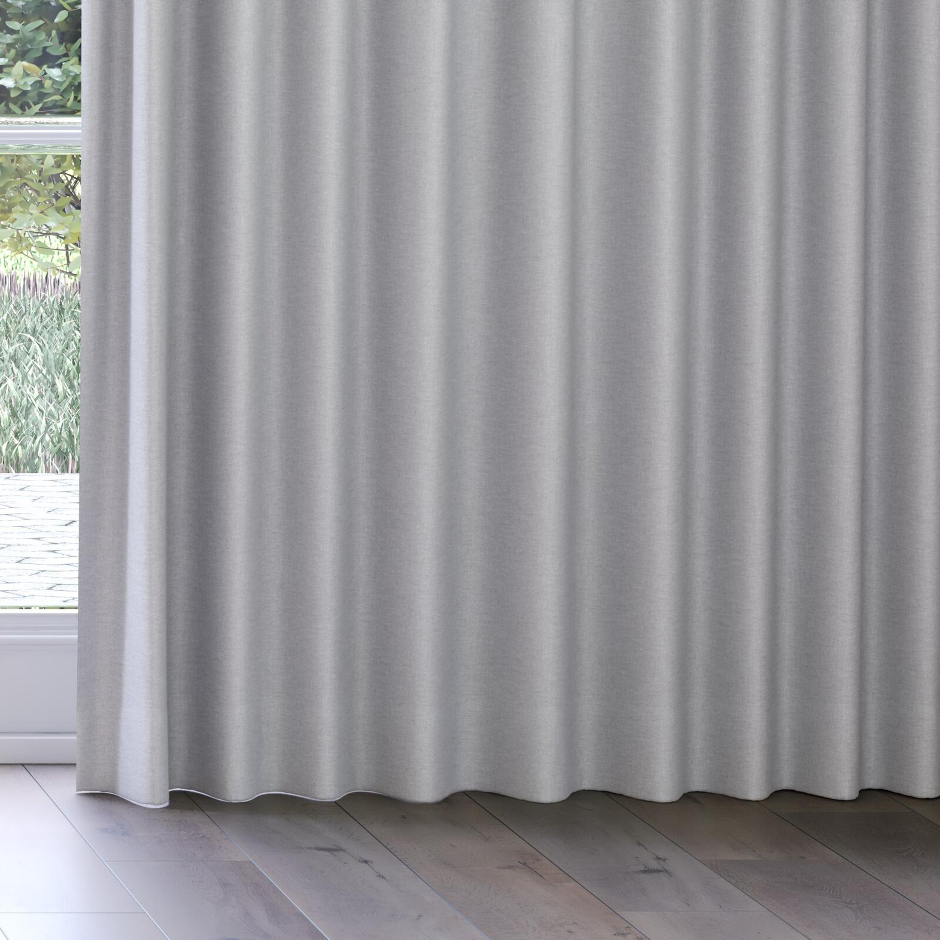 Bottom view of Casual Misty, on curtain rail