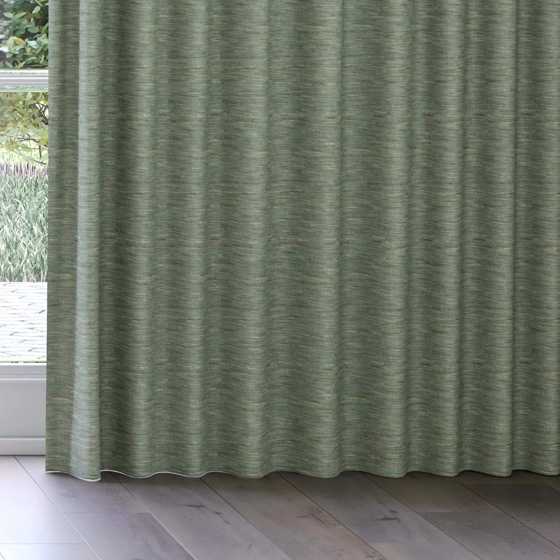 Bottom view of Venus Baltic, on curtain rail