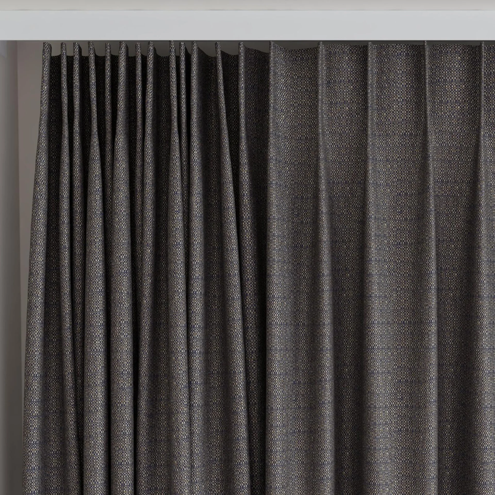 Top view of Saturn Praline, on curtain rail