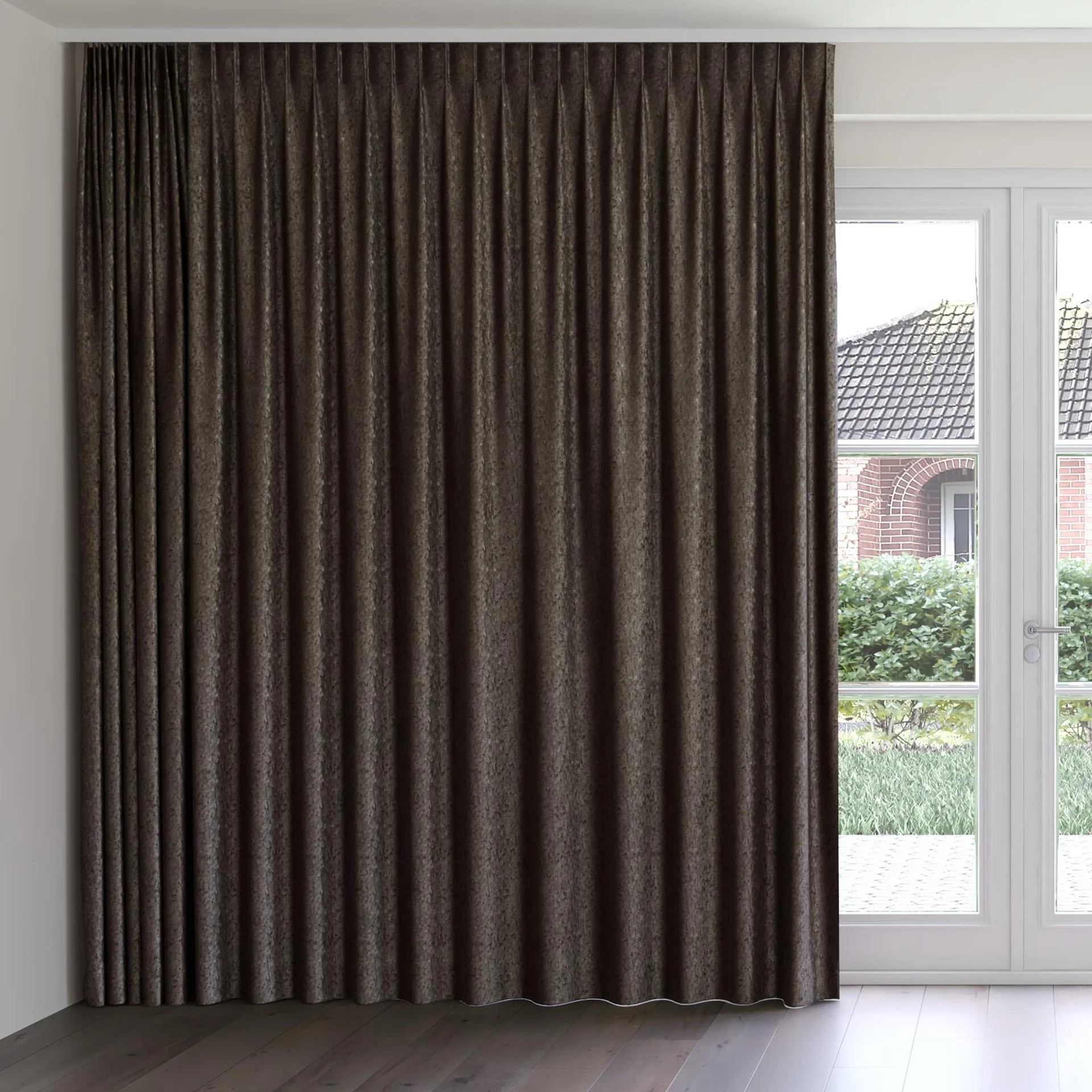 Front view of Opera Fossil, on curtain rail