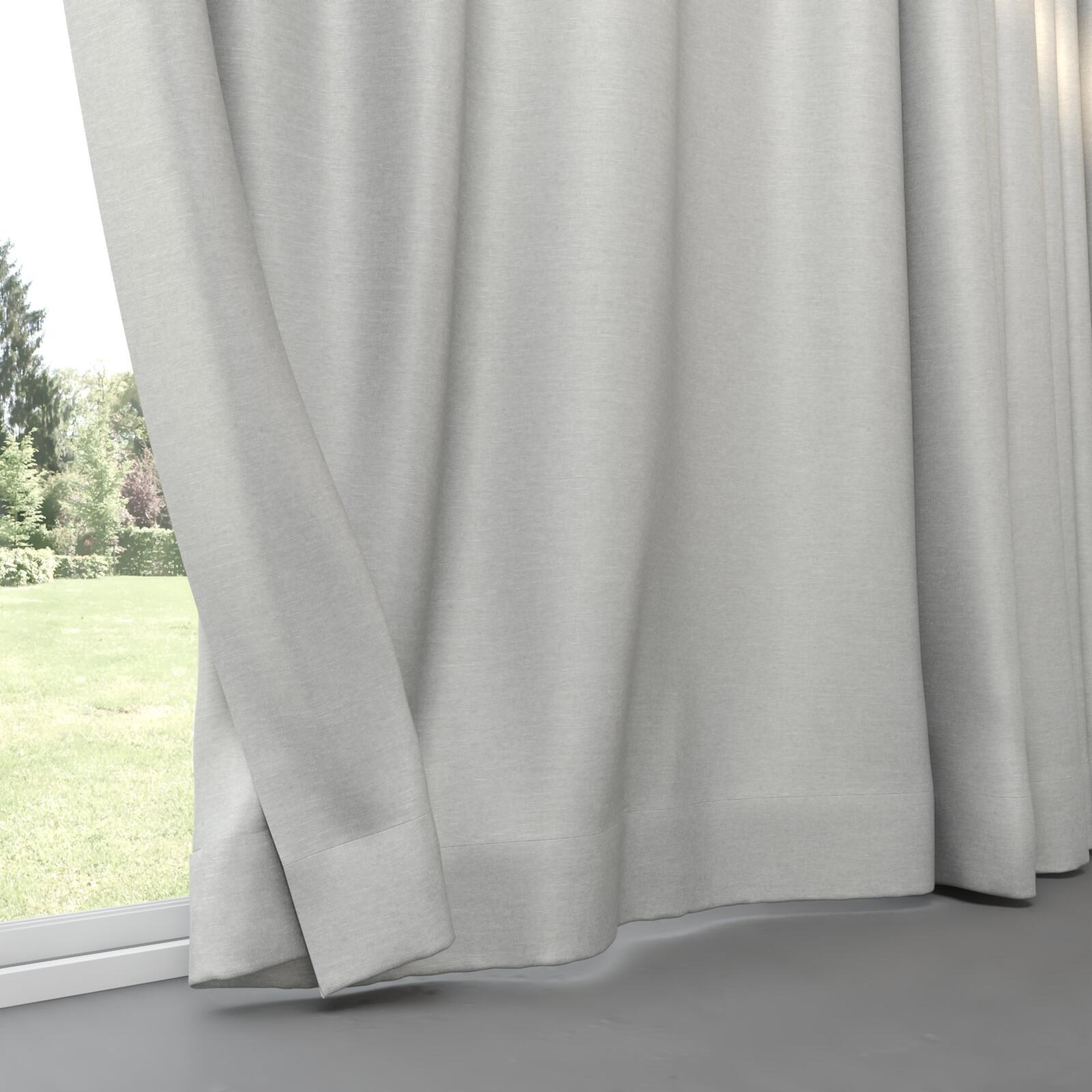Bottom view of Provence Silver, pinch pleat