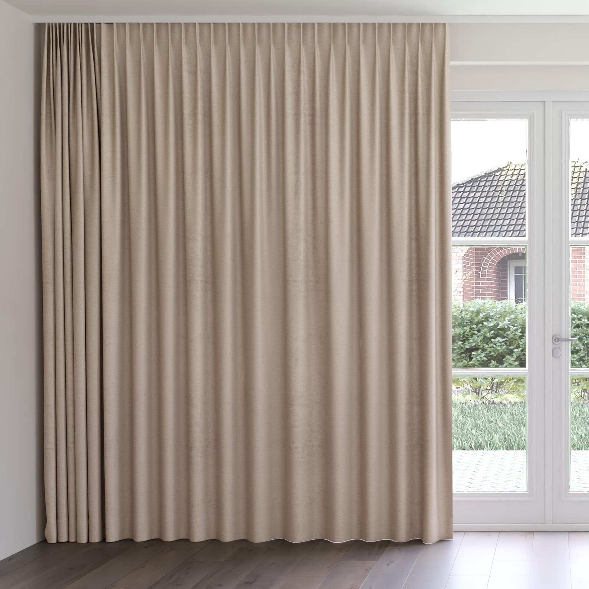 Front view of Lambada Moon Rock, on curtain rail