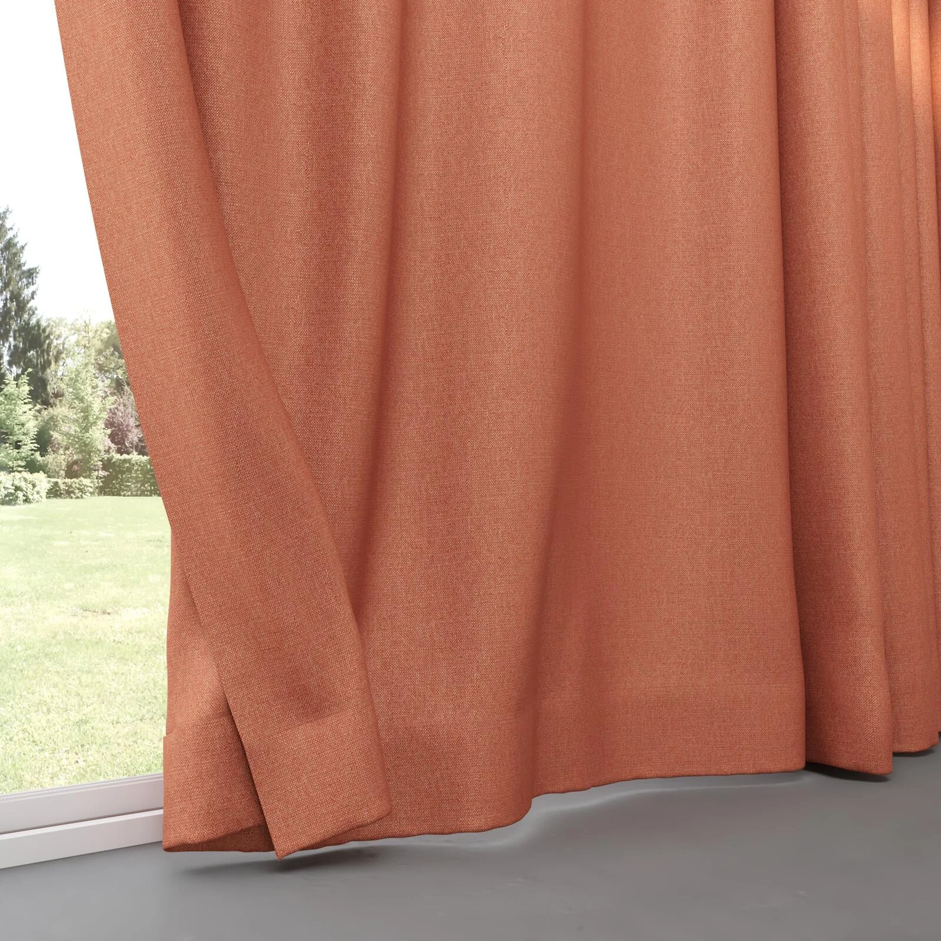 Bottom view of Gent Chutney, pinch pleat