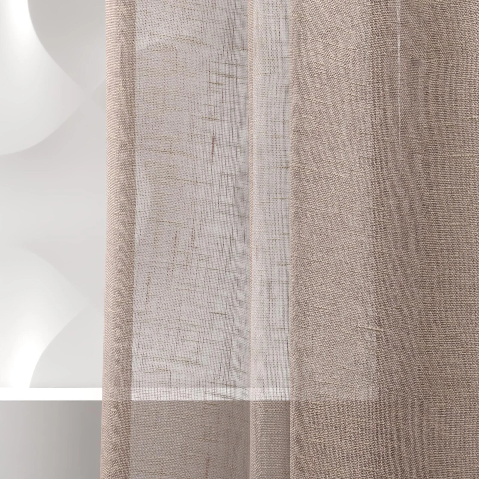 Detailed view of Pure Linen Cameo