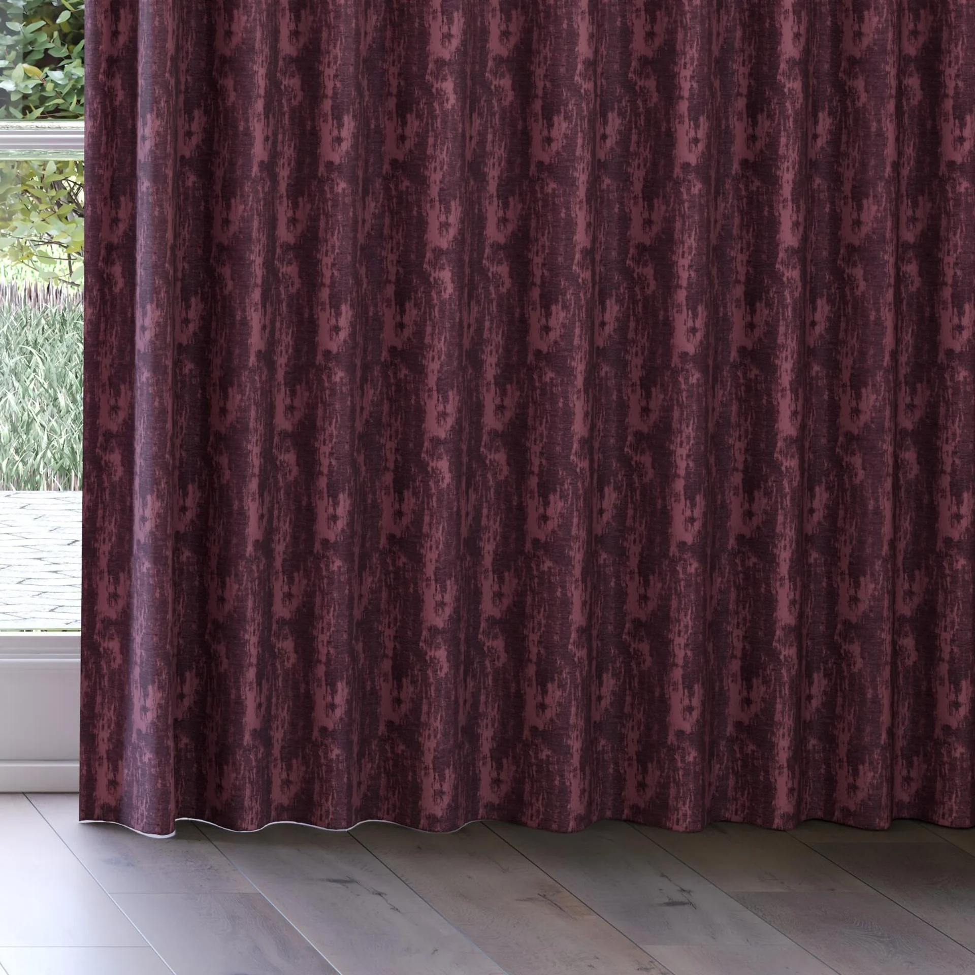 Bottom view of Innovation Grape, on curtain rail