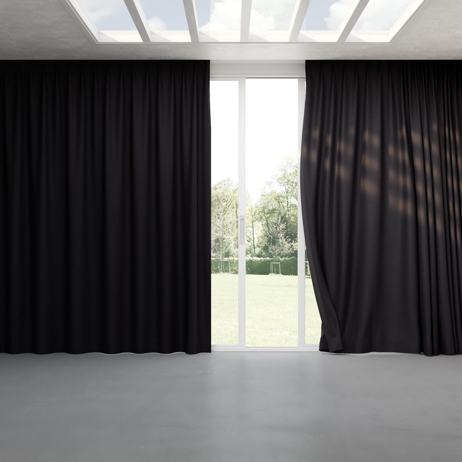 Full view of Woolly/Woolen Onyx, pinch pleat