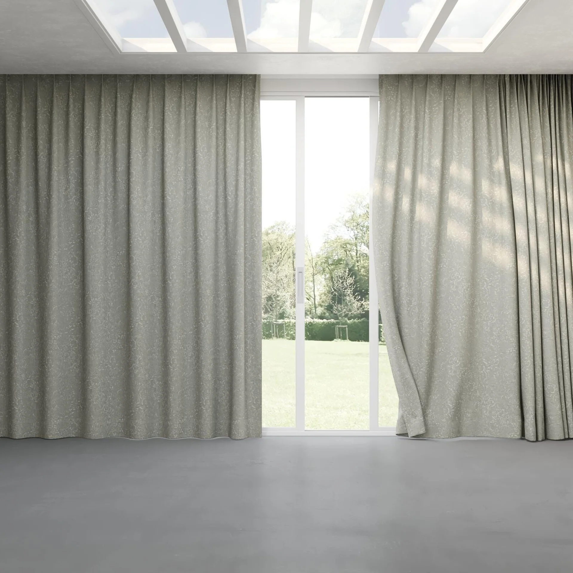 Full view of Azulejo Mineral, pinch pleat