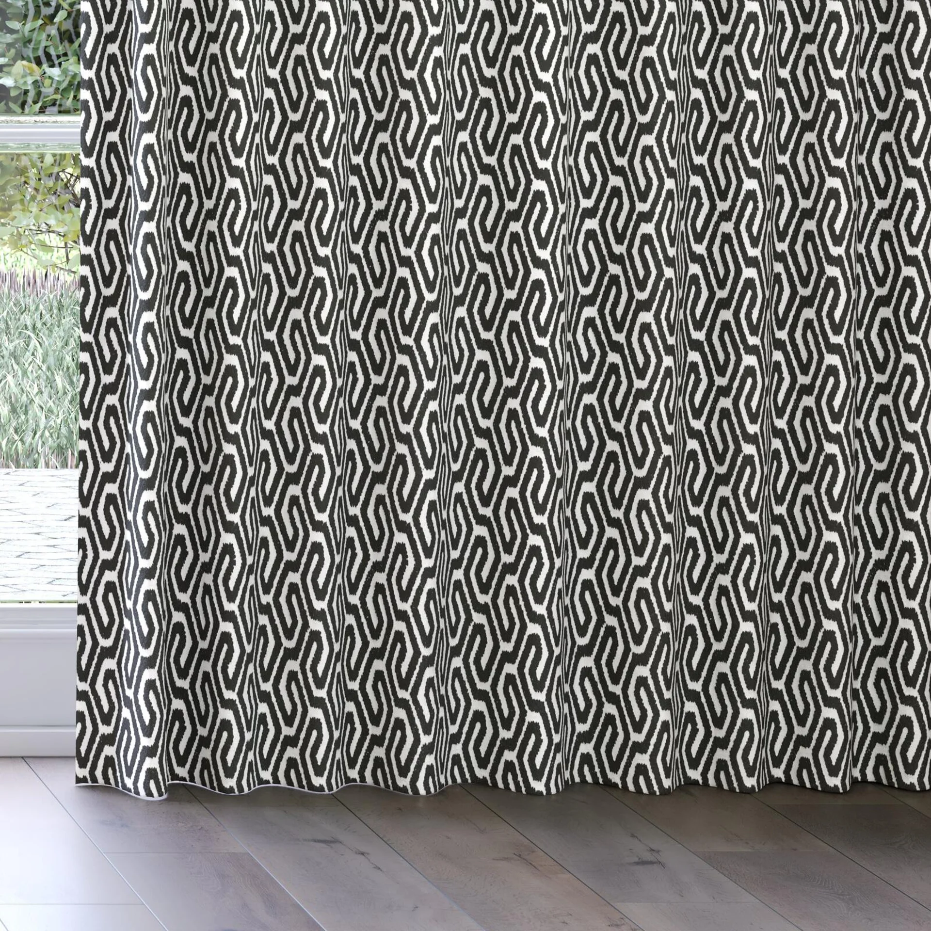 Bottom view of Comdeca Liquorice, on curtain rail
