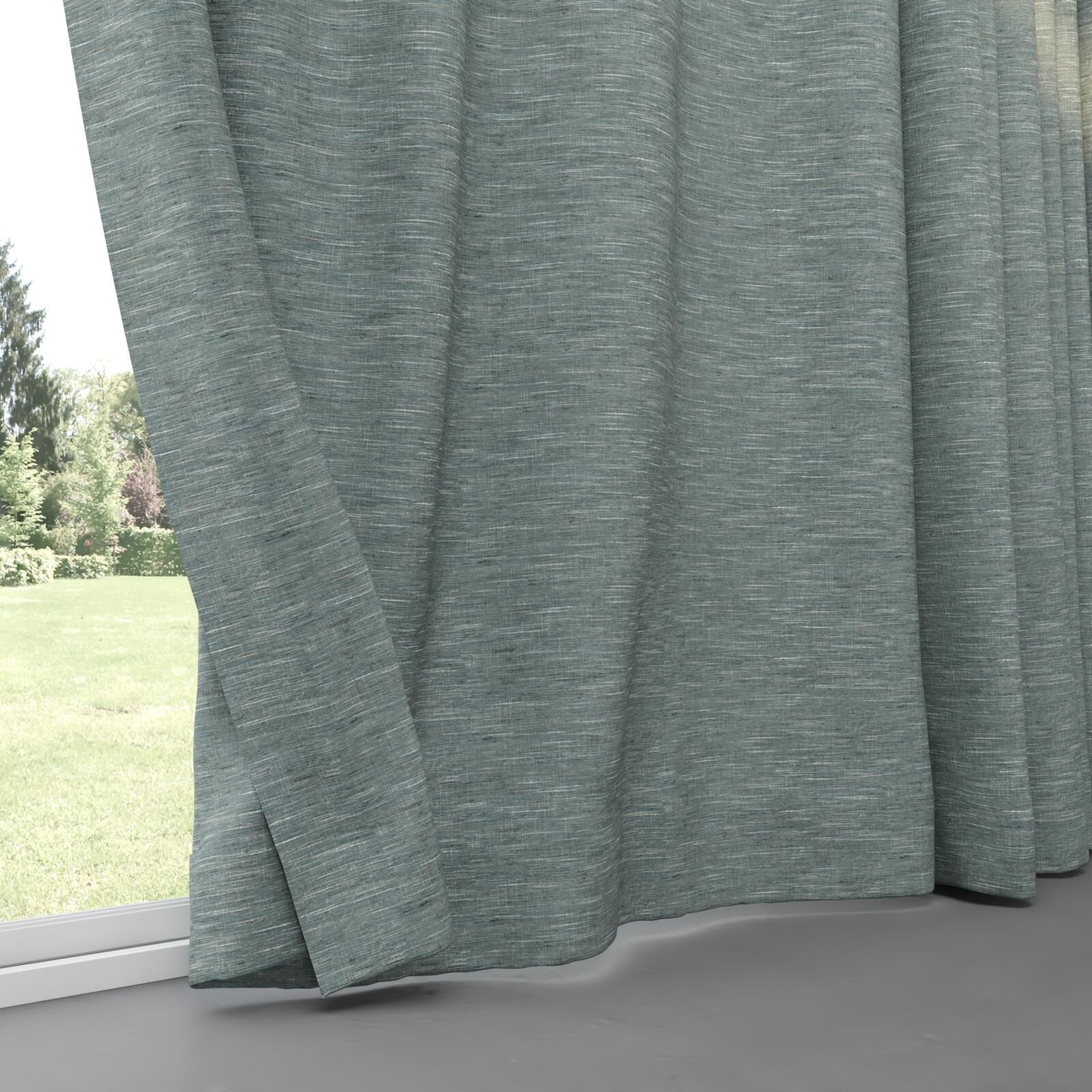 Bottom view of Venus Surf, pinch pleat