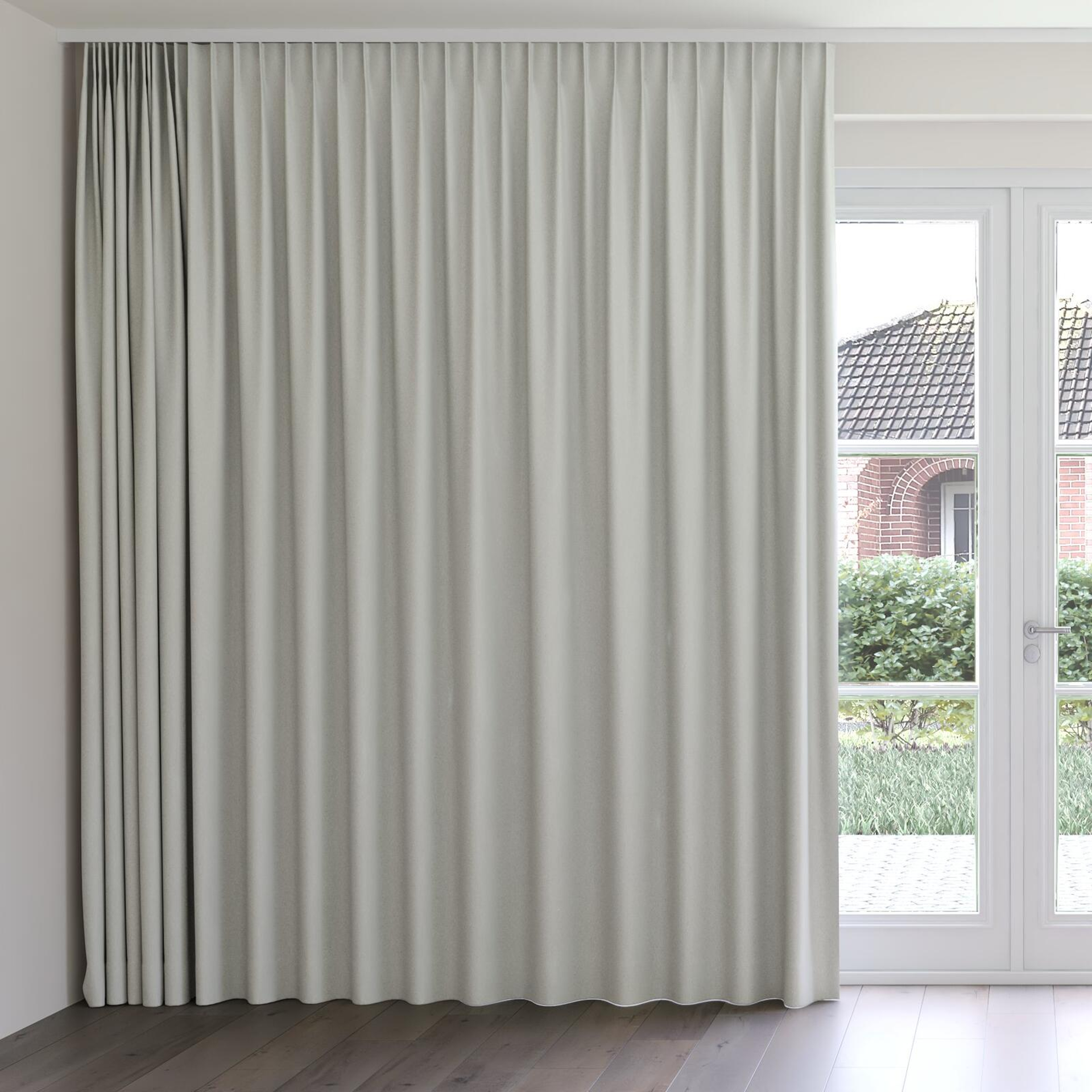 Front view of Dream Weaver 300 Flint, on curtain rail