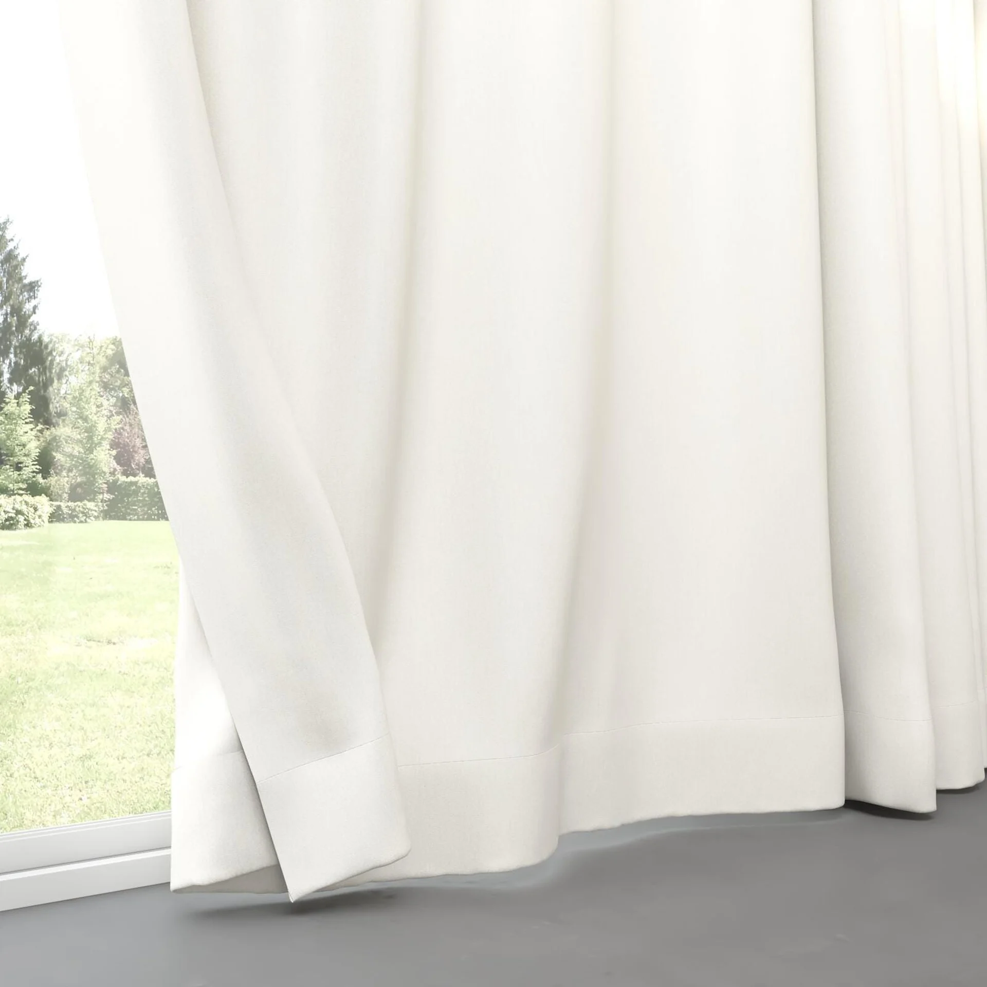Bottom view of Excel Ivory, pinch pleat