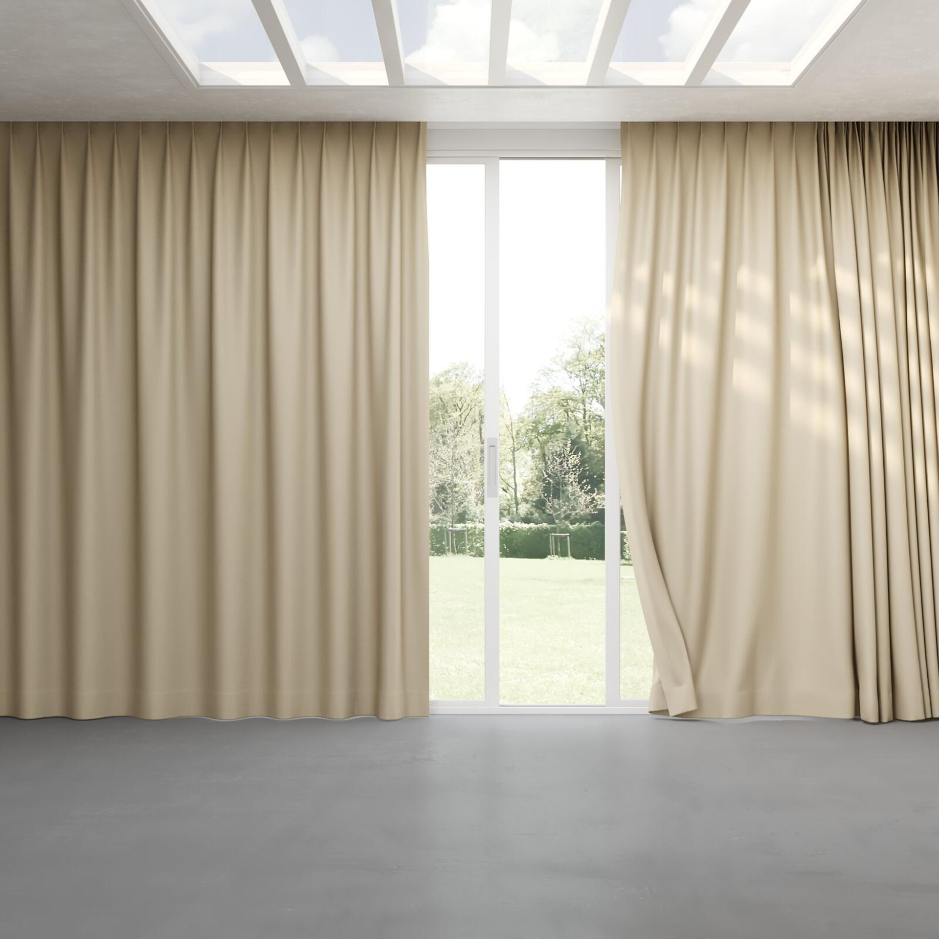 Full view of Woolskin Cement, pinch pleat