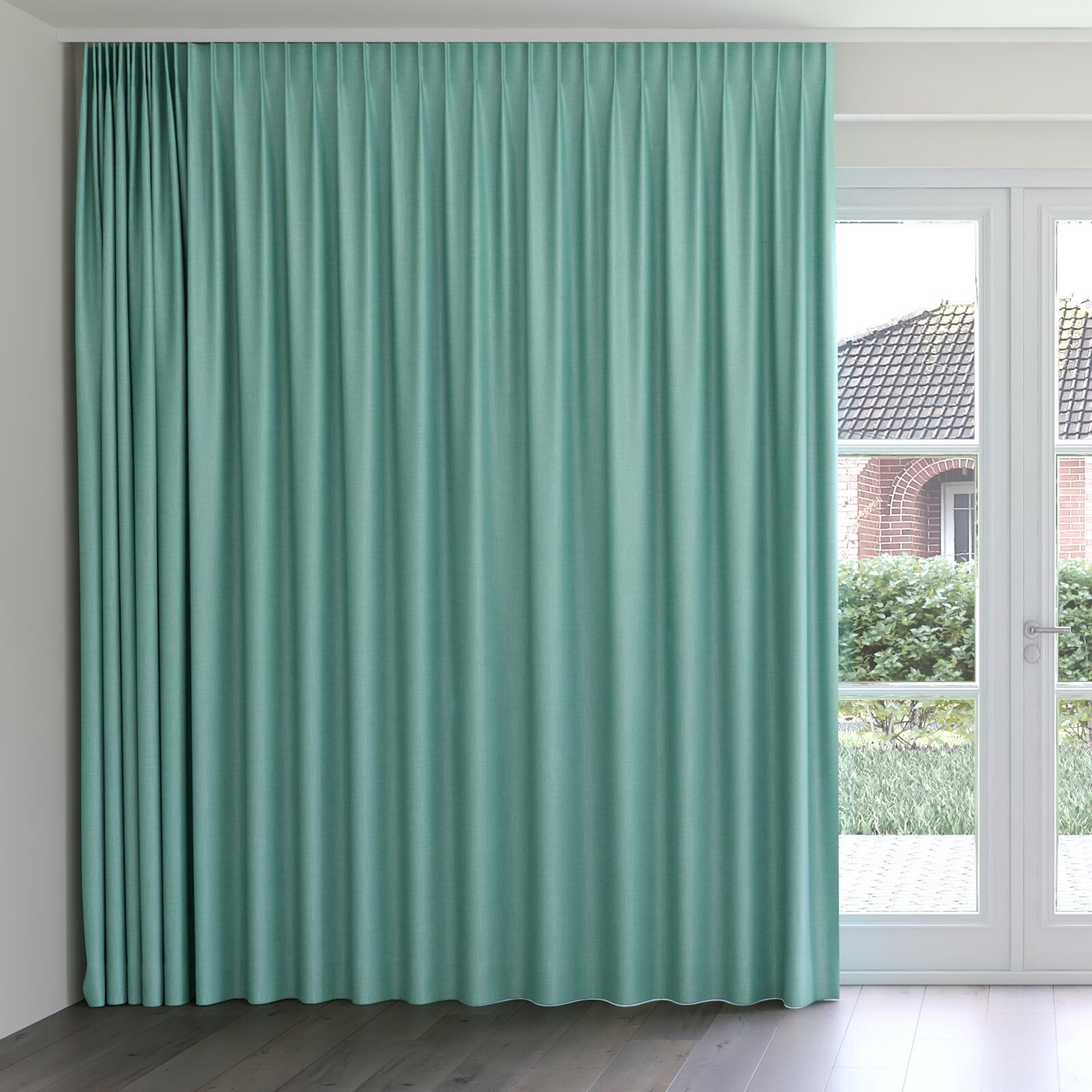 Front view of Frisco Porcelain, on curtain rail