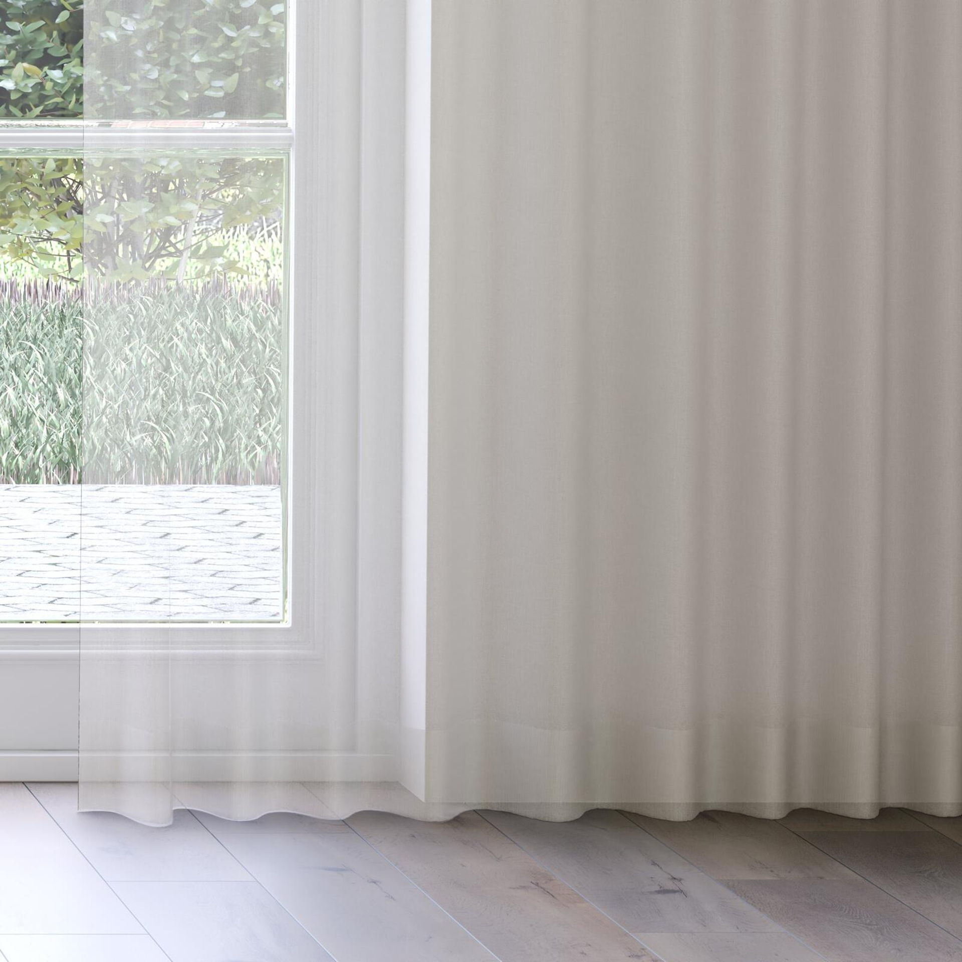 Bottom view of Audiance Putty, on curtain rail