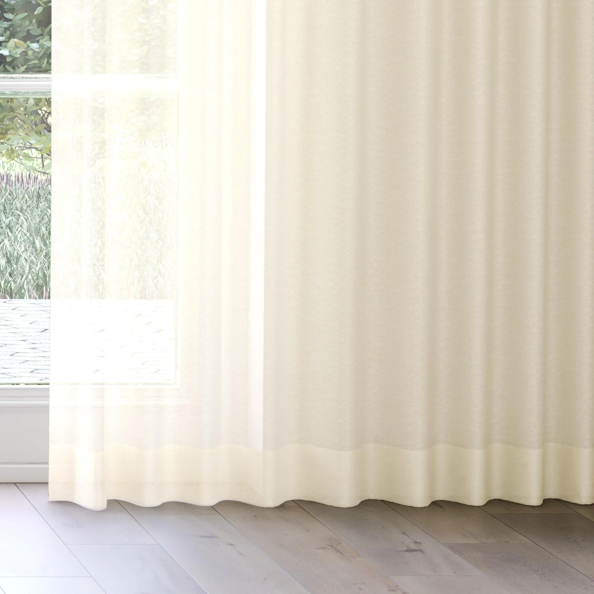 Bottom view of Alcova Sun, on curtain rail