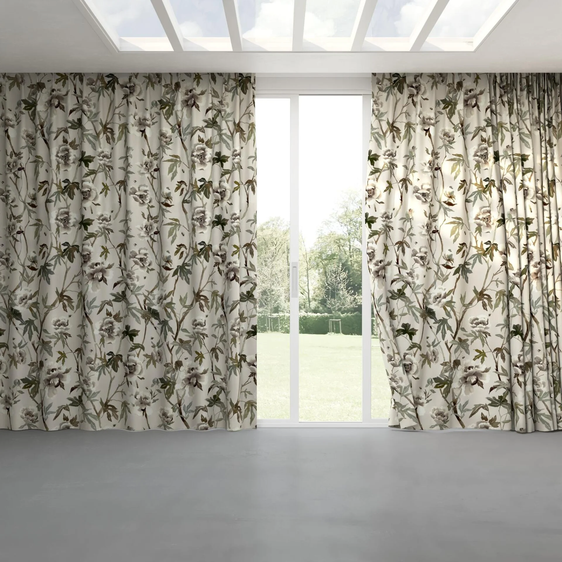 Full view of Peonia Parchment, pinch pleat