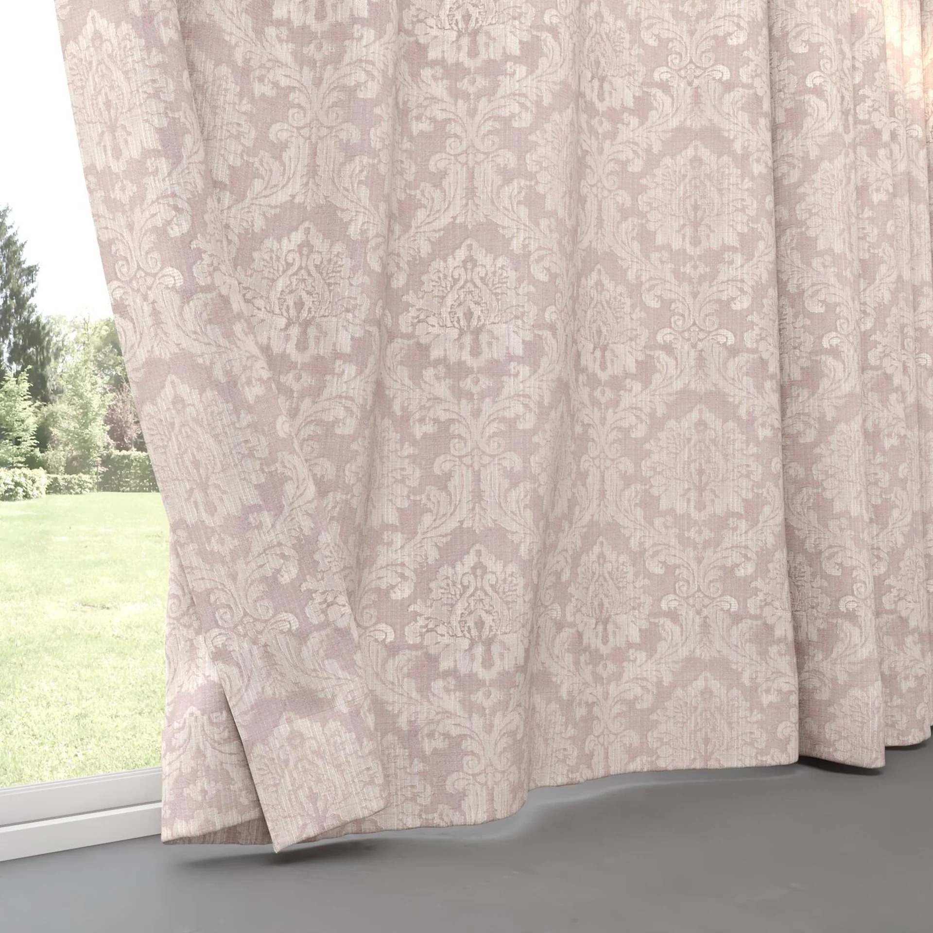 Bottom view of Damian Blossom, pinch pleat