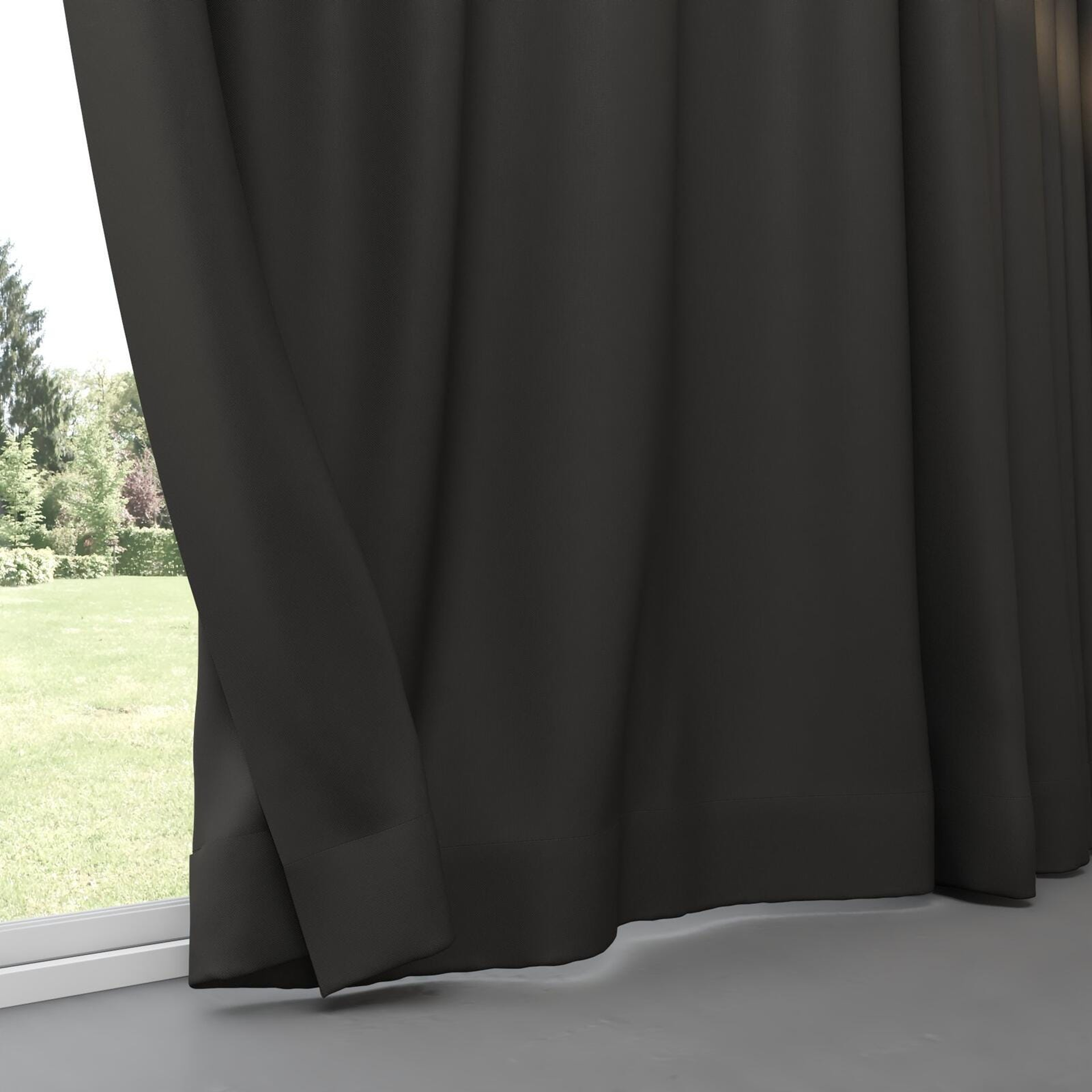 Bottom view of Dream Weaver 300 Coal, pinch pleat