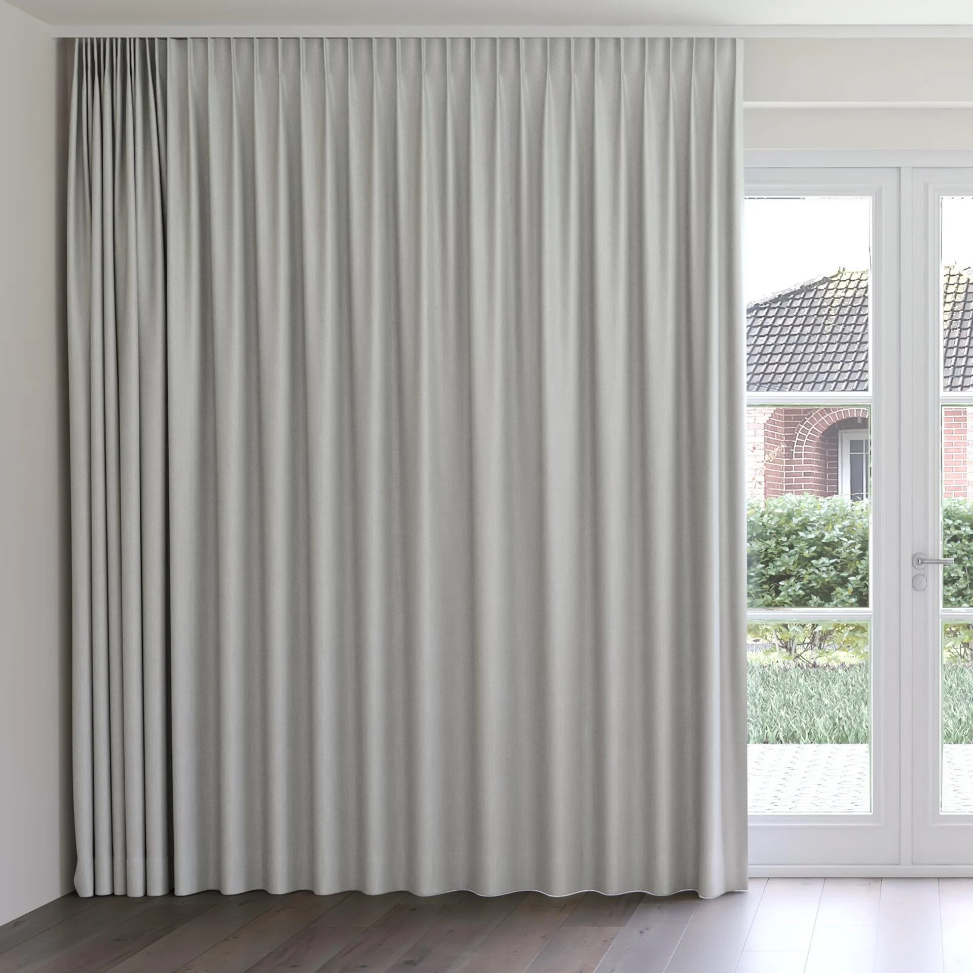 Front view of Gent Whisper, on curtain rail
