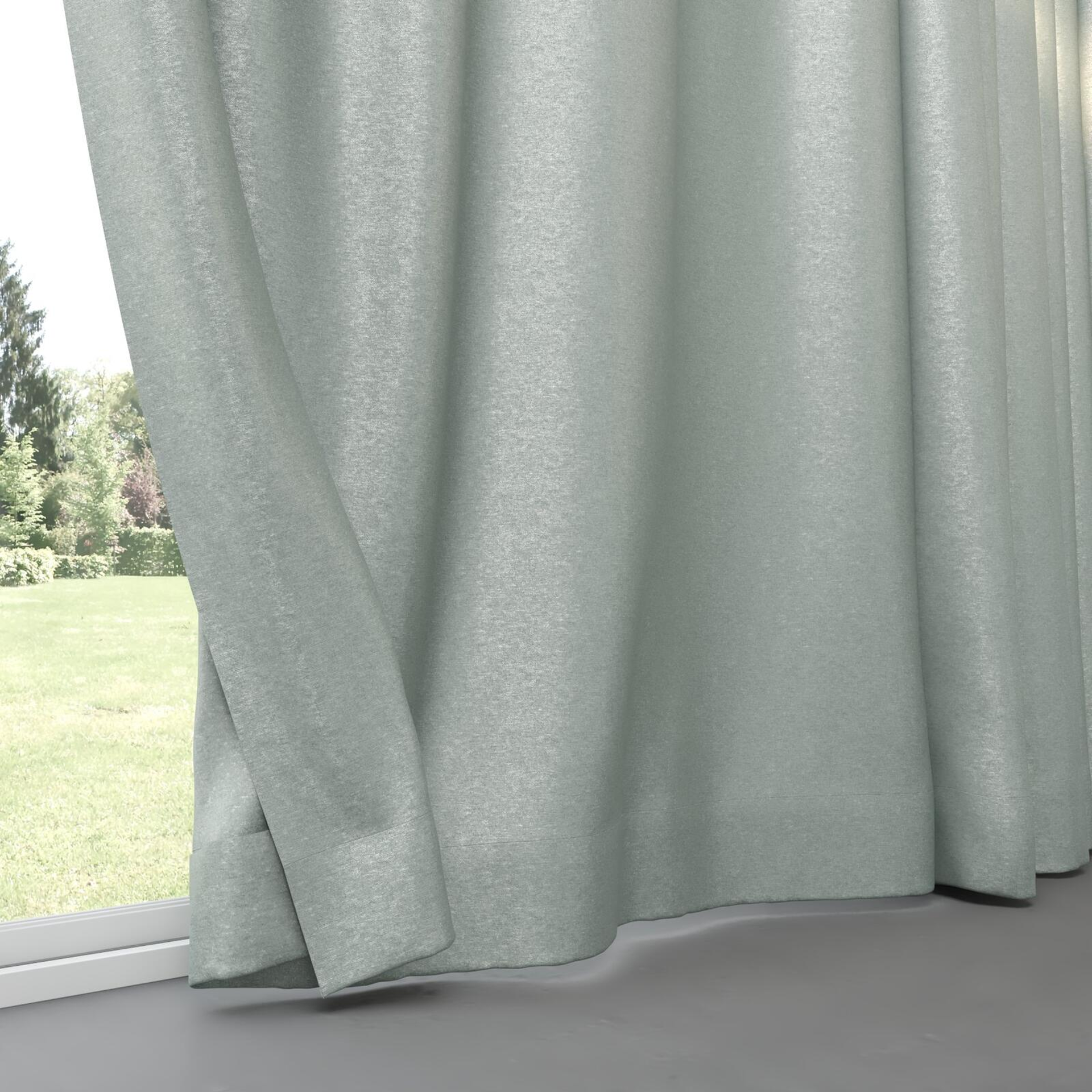 Bottom view of Recharge Soft, pinch pleat