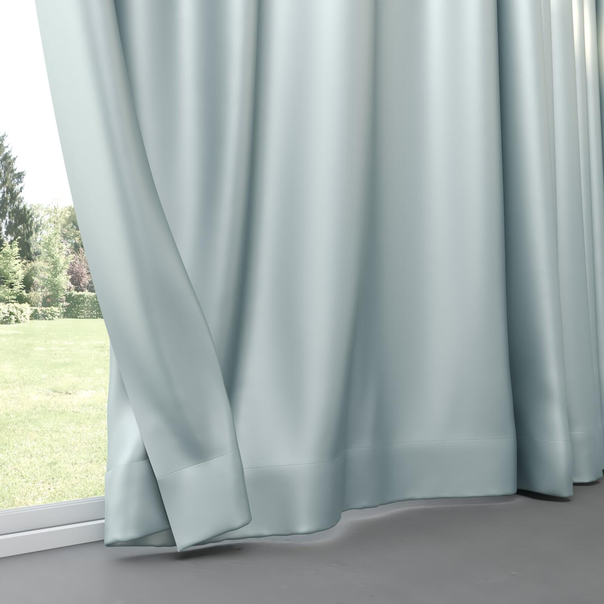 Bottom view of Moonbeam Mist, pinch pleat