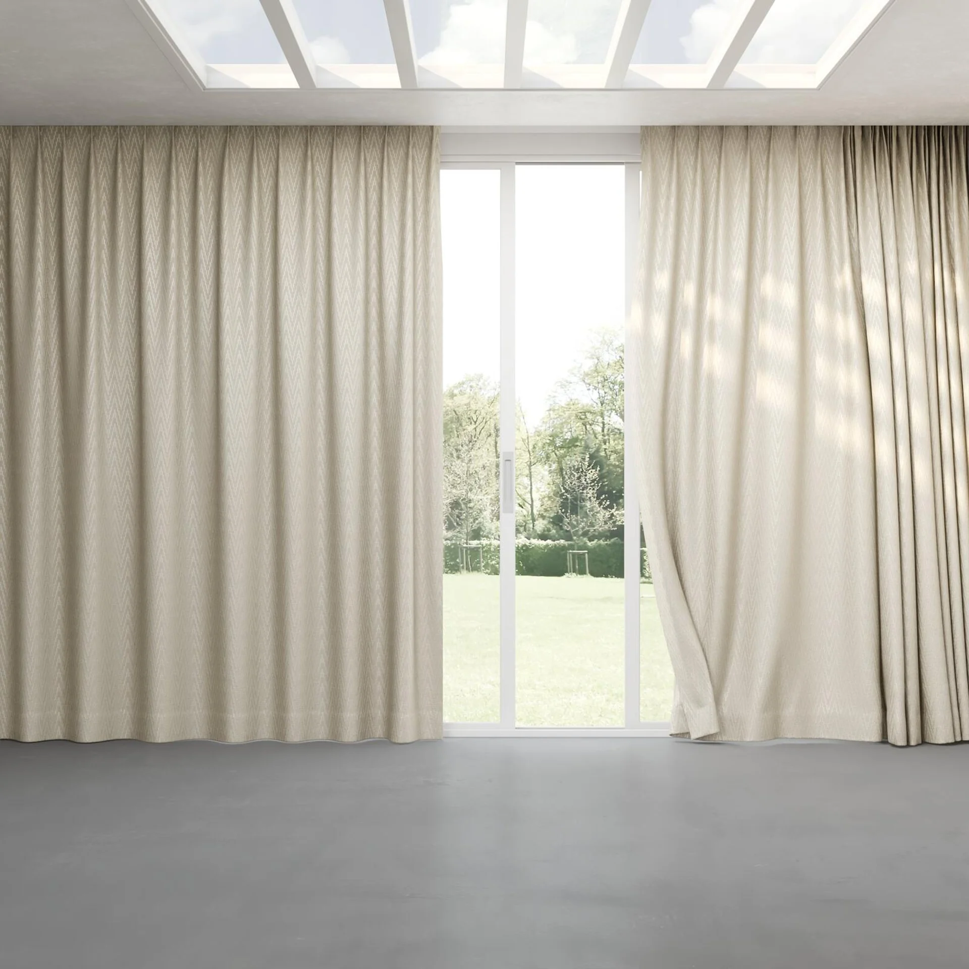 Full view of Running Papyrus, pinch pleat