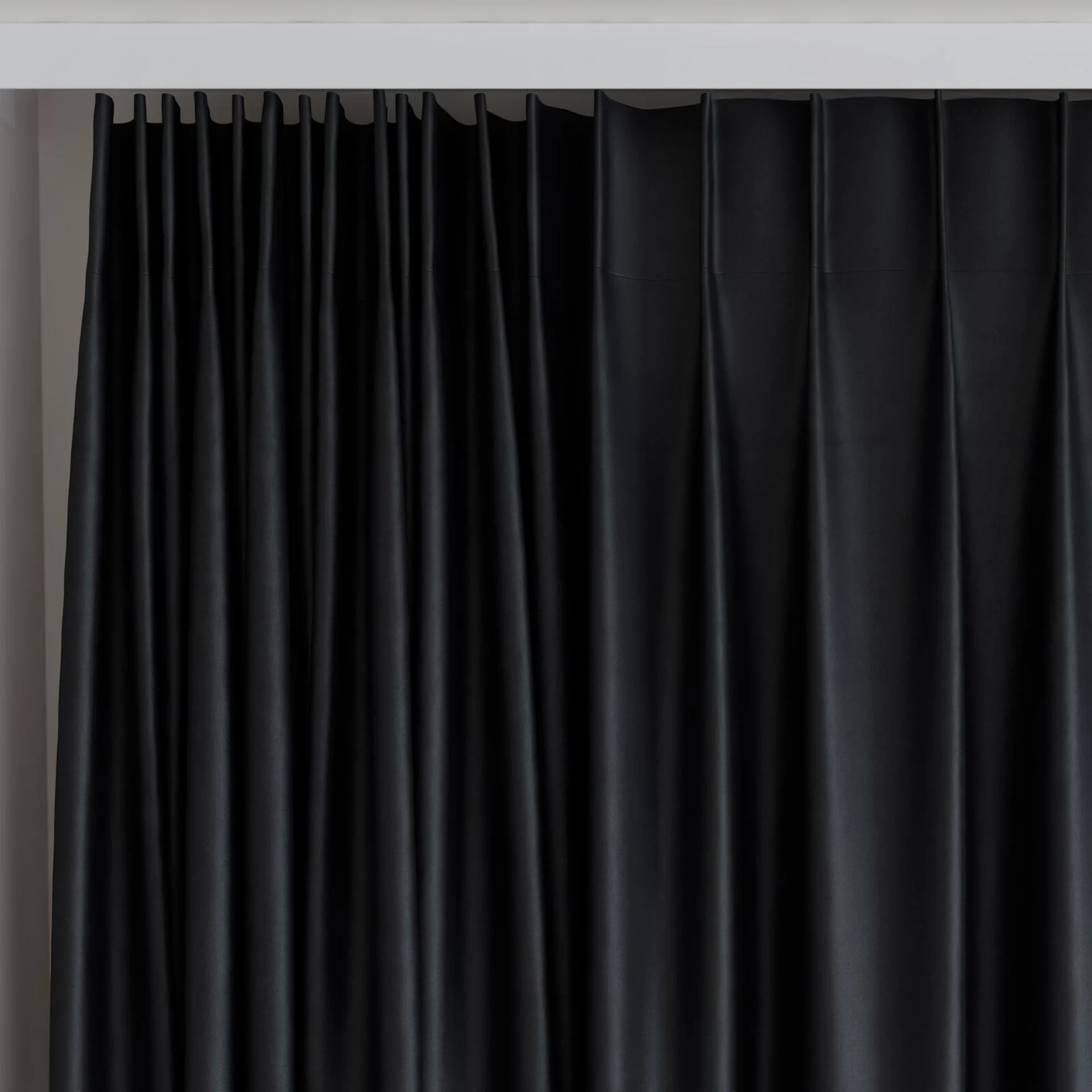 Top view of Warlock Noir, on curtain rail