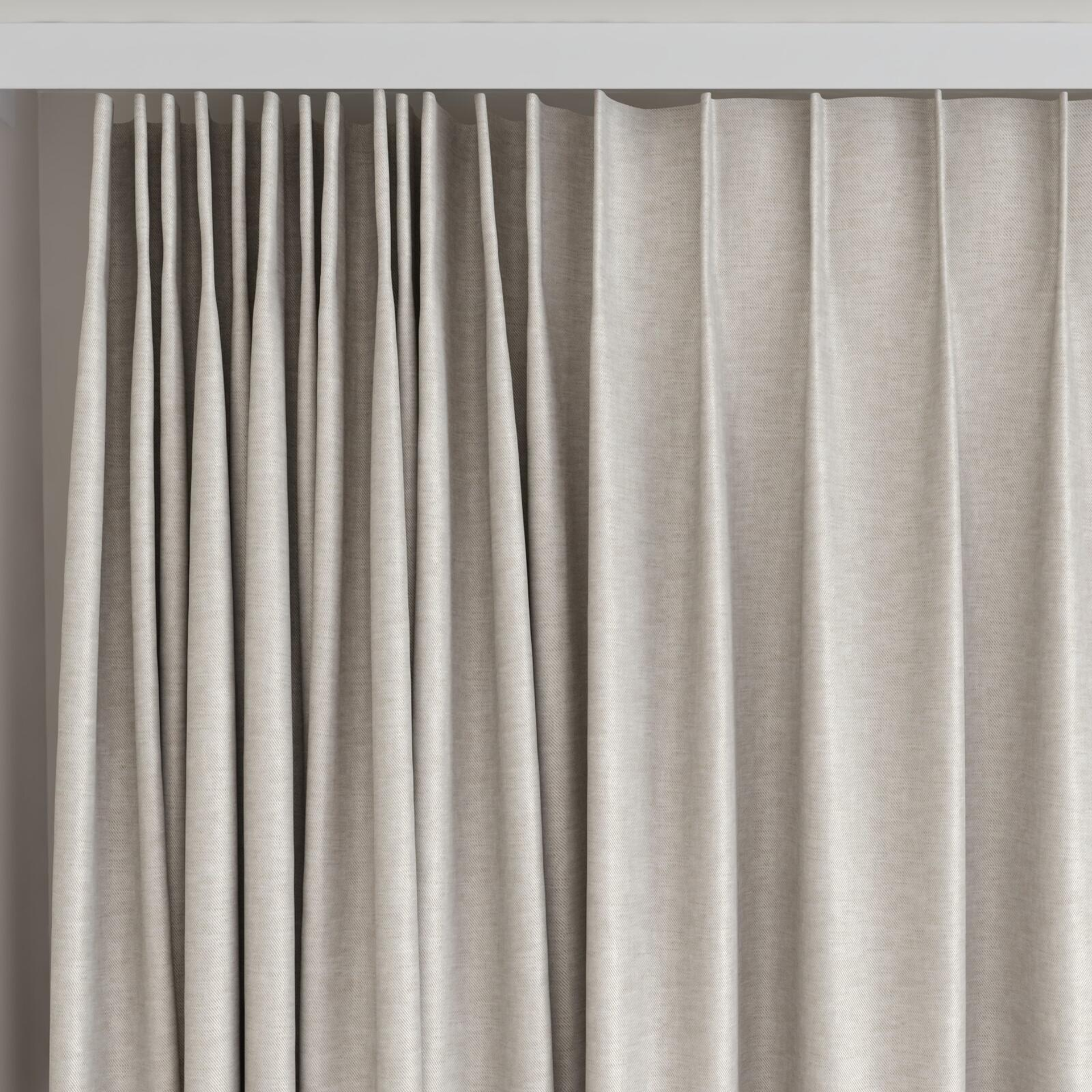 Top view of Glamour Oyster, on curtain rail