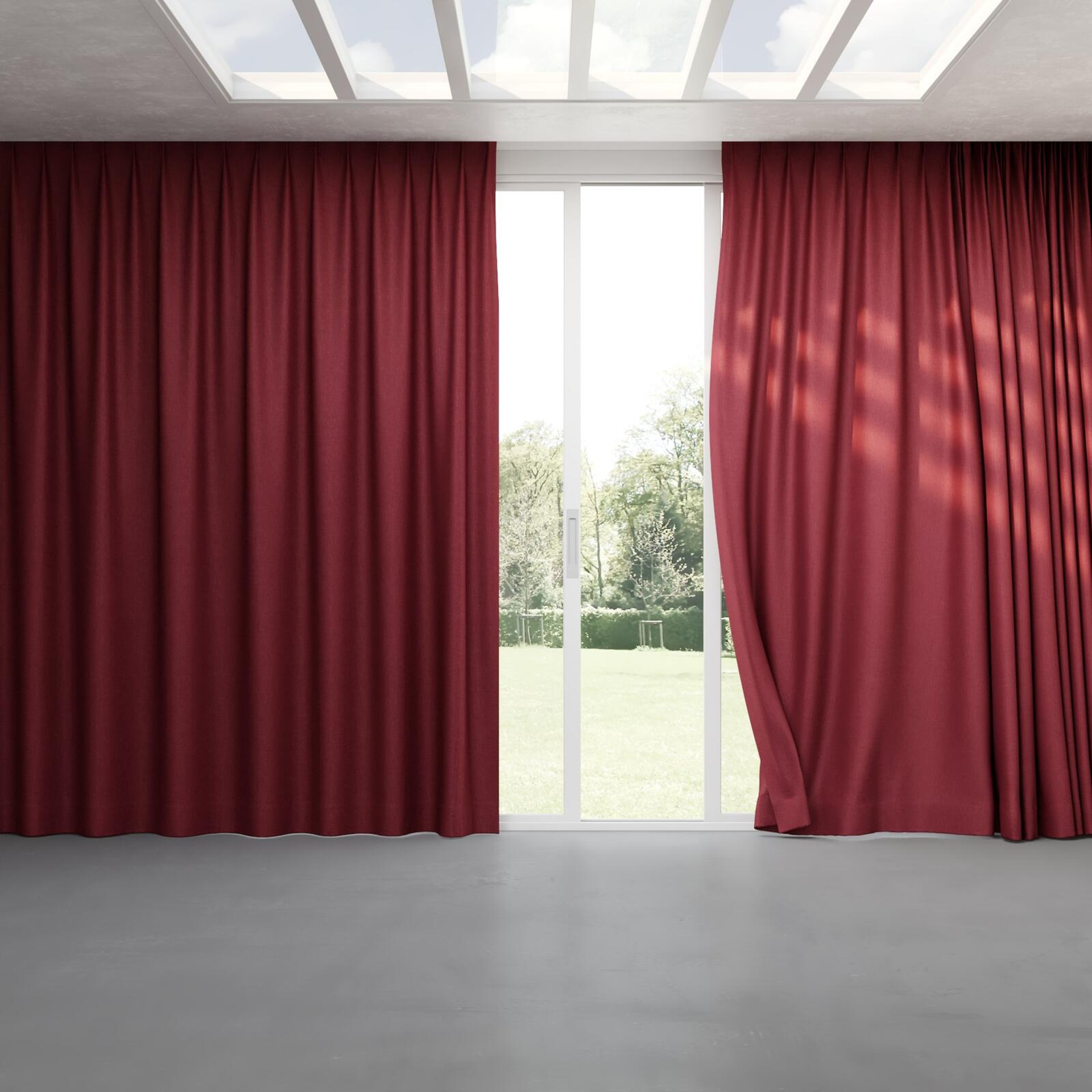 Full view of Bronco Plum, pinch pleat