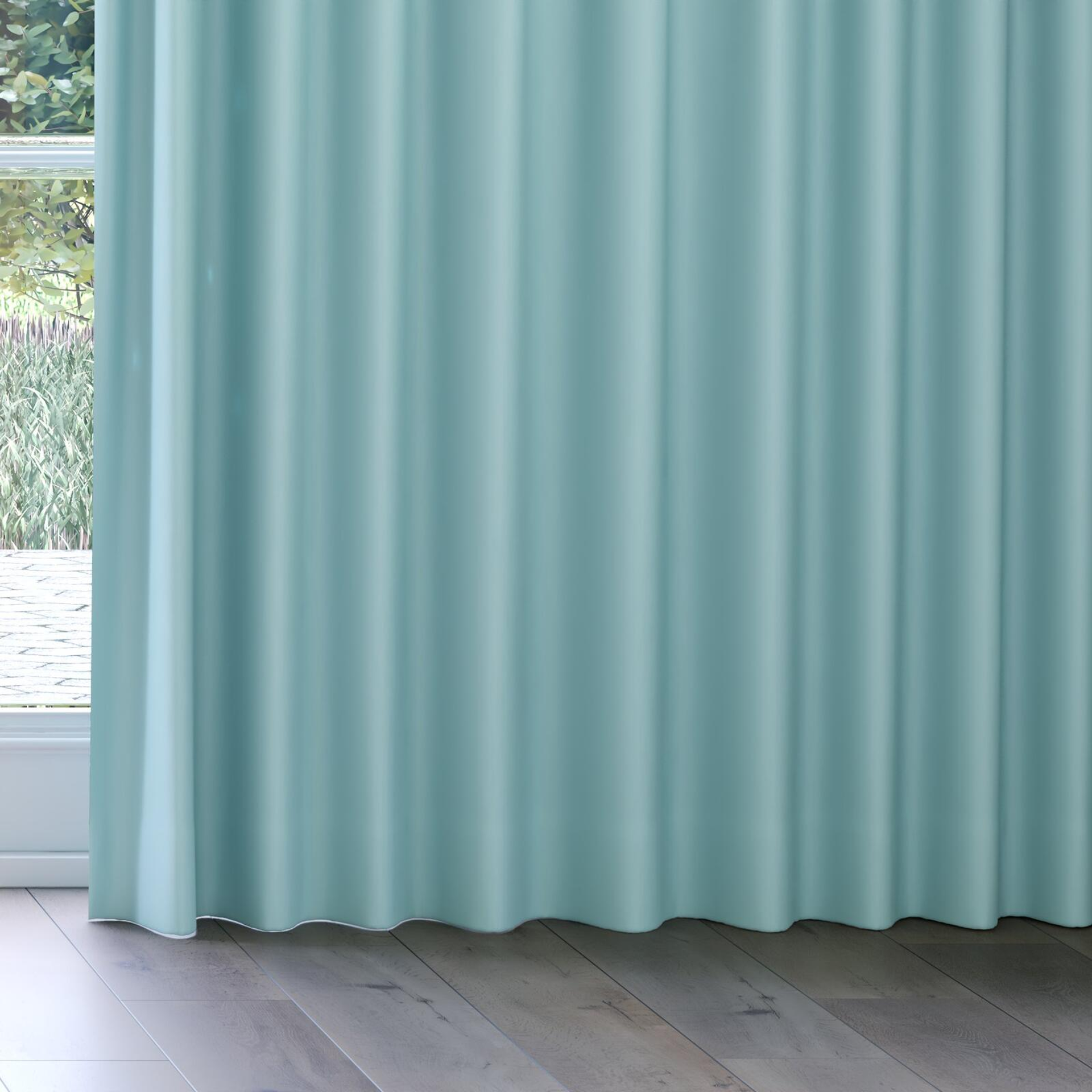 Bottom view of Vesta Waterfall, on curtain rail
