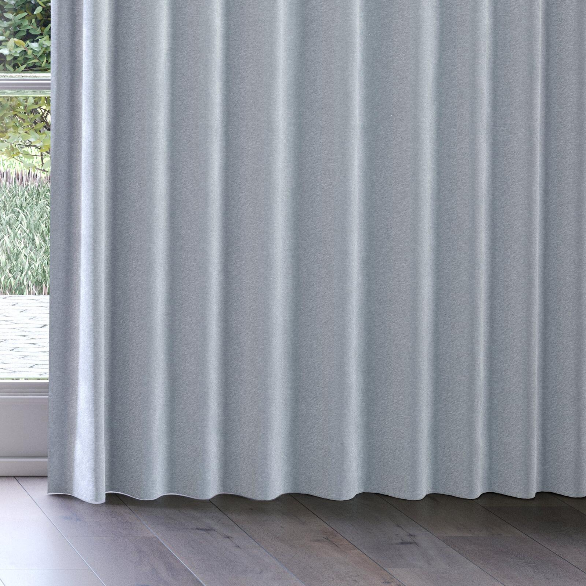 Bottom view of Geneva Horizon, on curtain rail