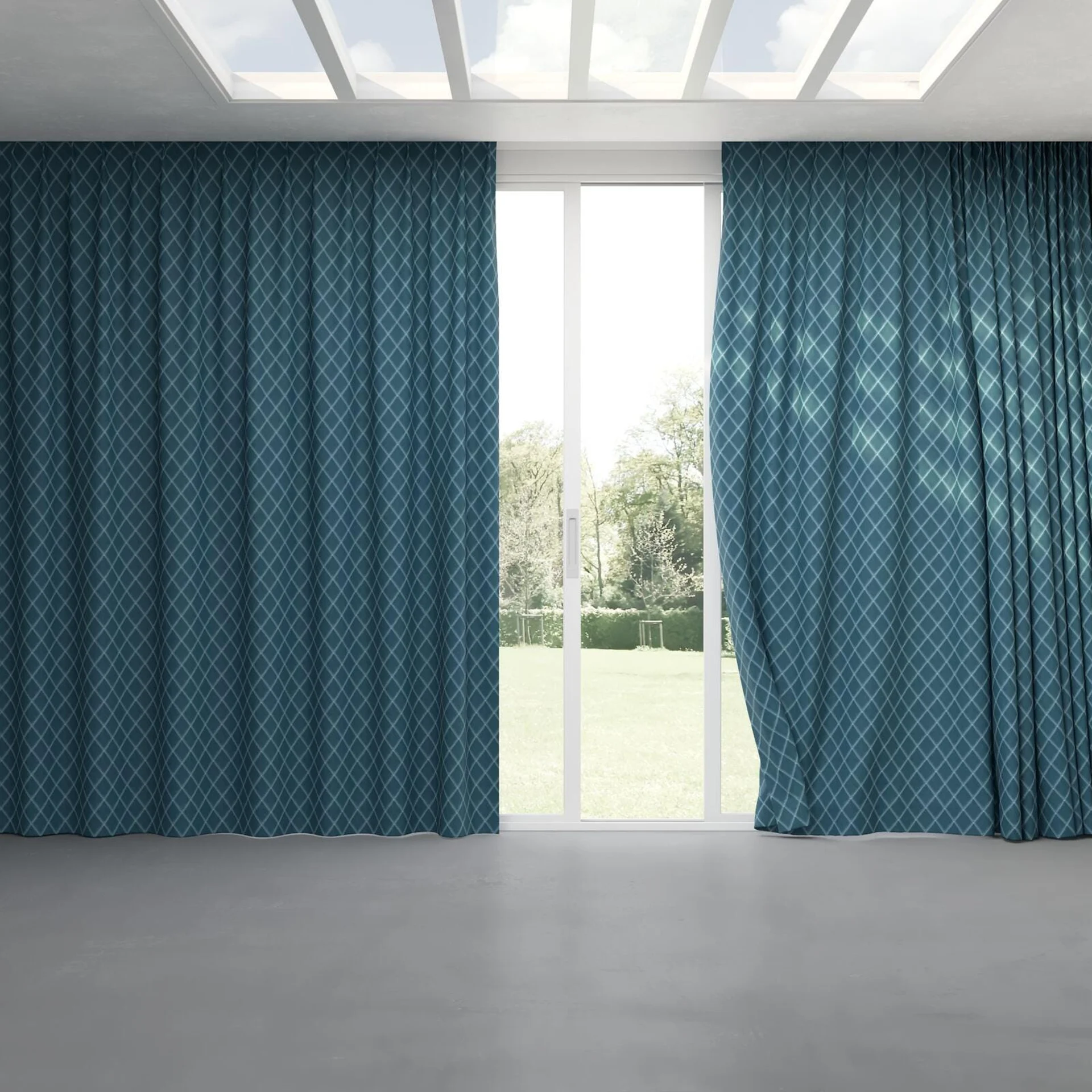 Full view of Pantheon Baltic, pinch pleat