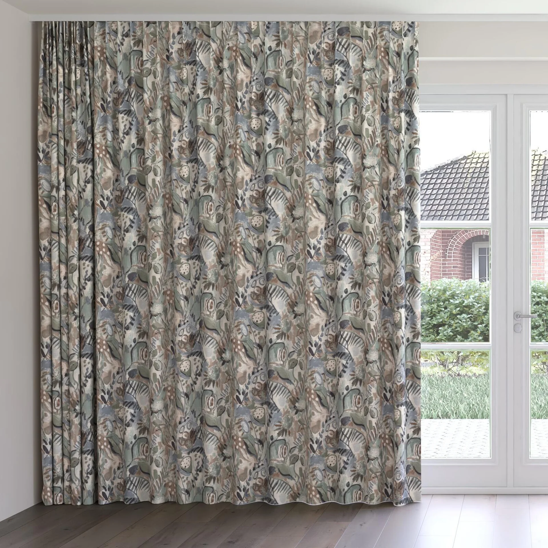 Front view of Charleston Mineral, on curtain rail