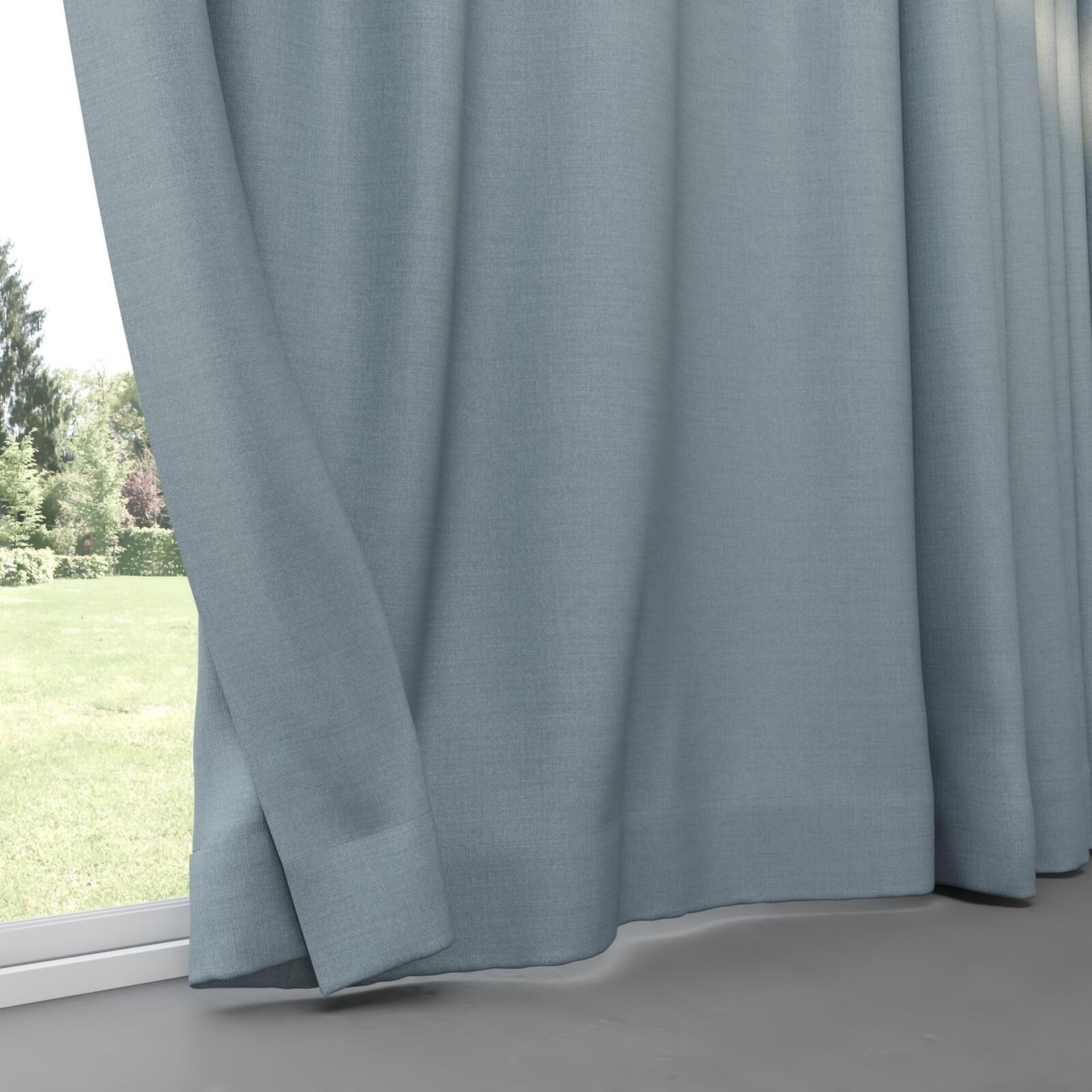 Bottom view of Linex Sky, pinch pleat