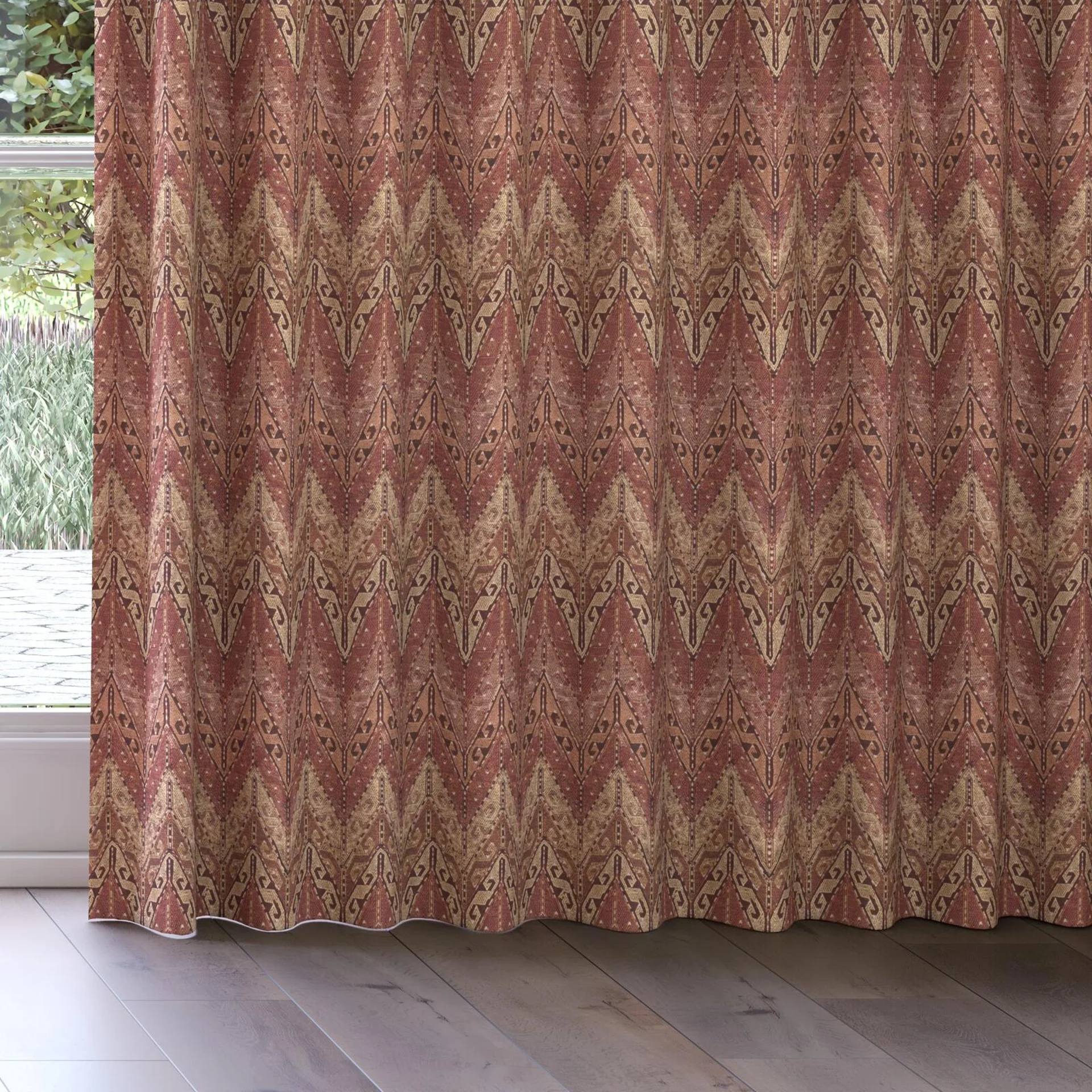 Bottom view of Lanteira Sienna, on curtain rail