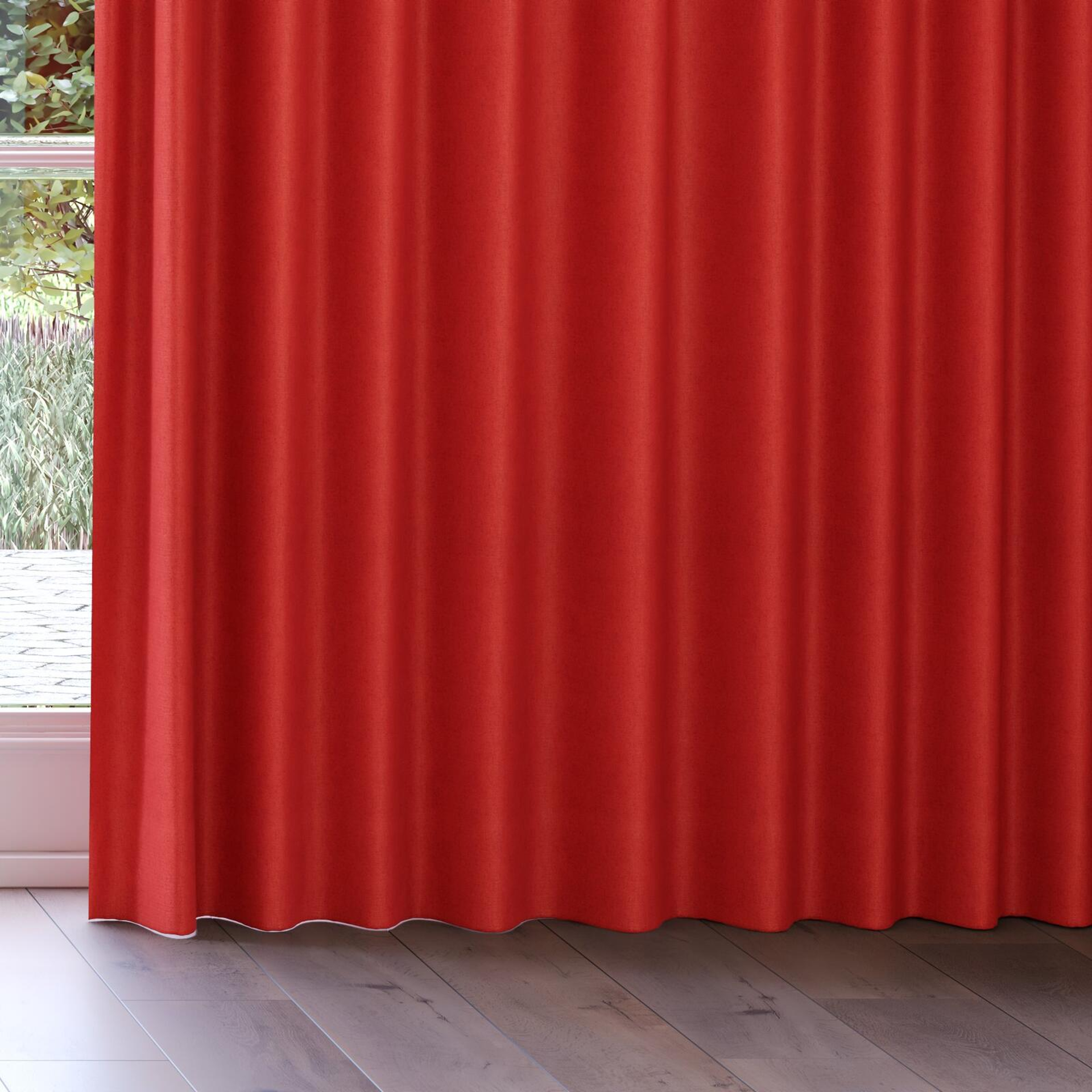Bottom view of Liberate Ruby, on curtain rail