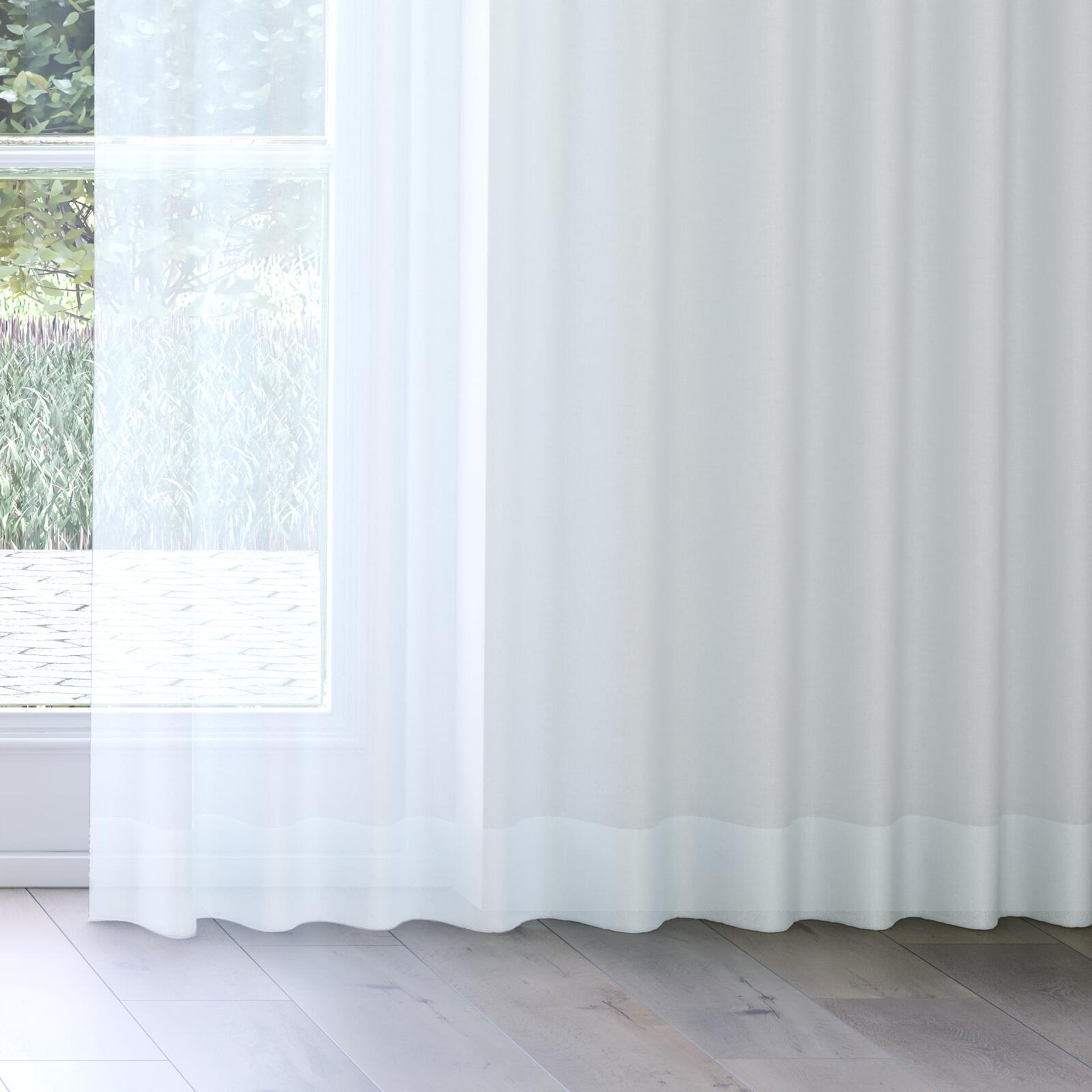 Bottom view of Zine Spa, on curtain rail