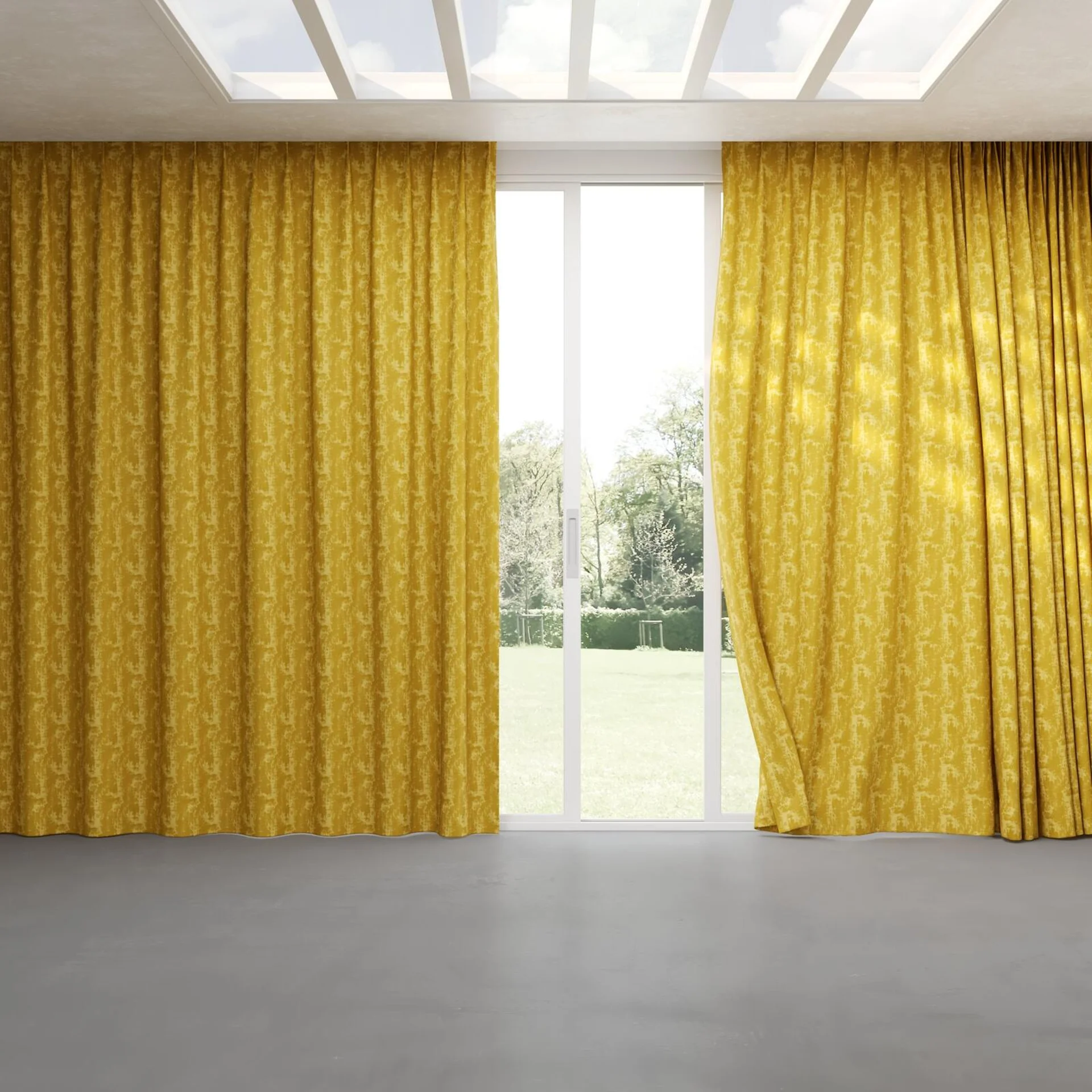Full view of Innovation Gold, pinch pleat